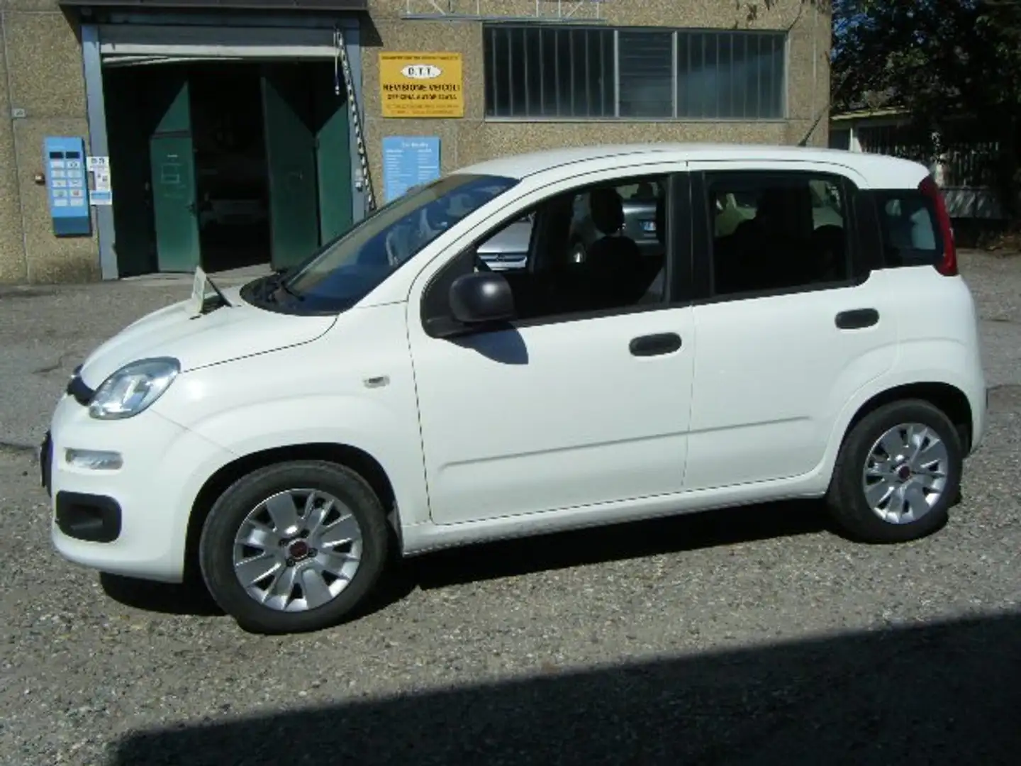 Fiat Panda Panda 1.2 Easy Easypower Gpl 69cv Blanc - 2