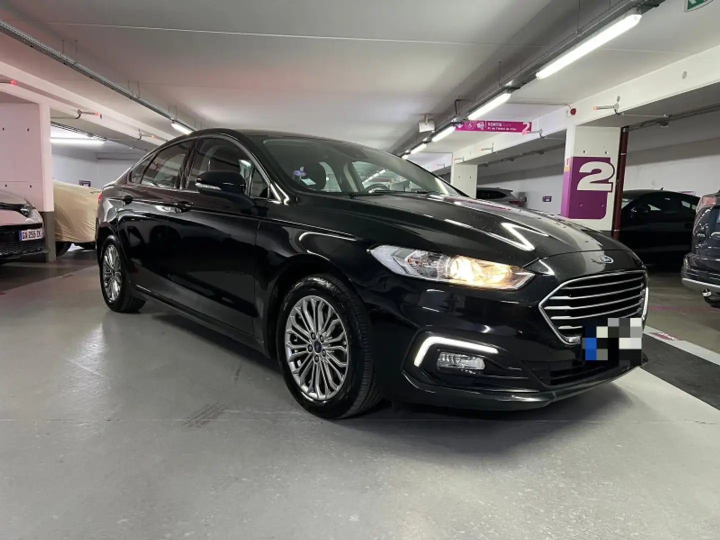 Ford Mondeo 2.0 HYBRID 187CH TITANIUM BUSINESS BVA 4P 7CV***TV Noir - 2
