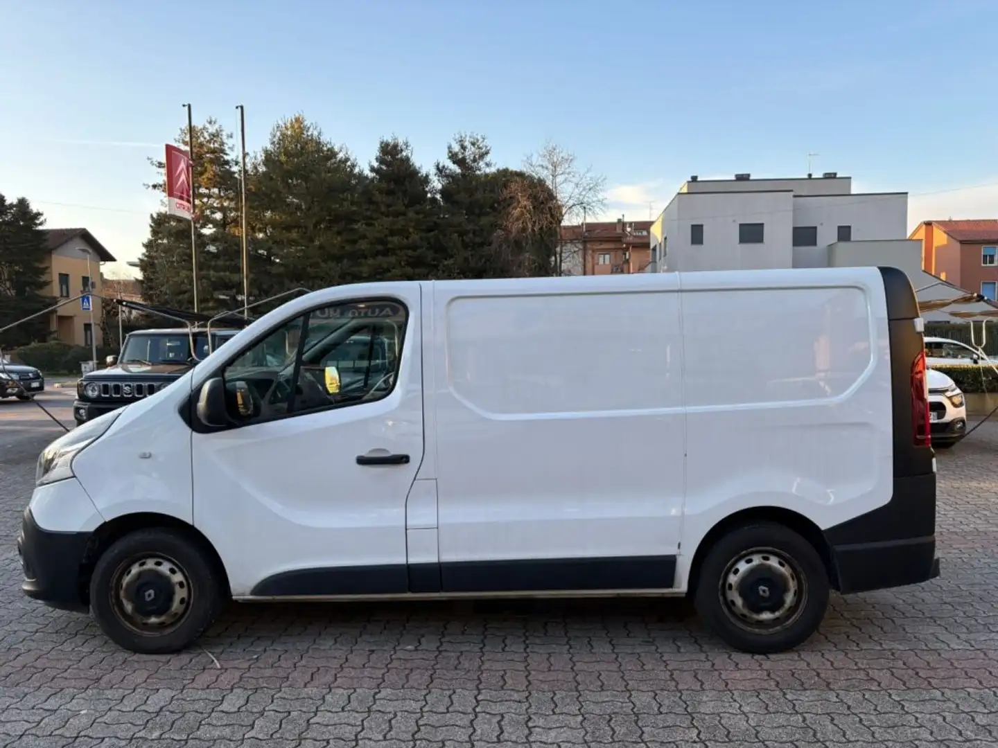 Renault Trafic T29 1.6 dCi 125CV S&S PC-TN Furgone Blanc - 2