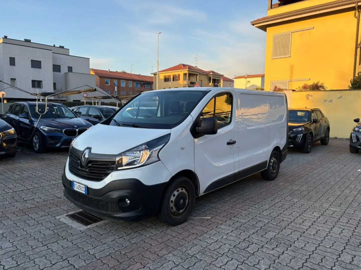 Renault Trafic T29 1.6 dCi 125CV S&S PC-TN Furgone Blanc - 1