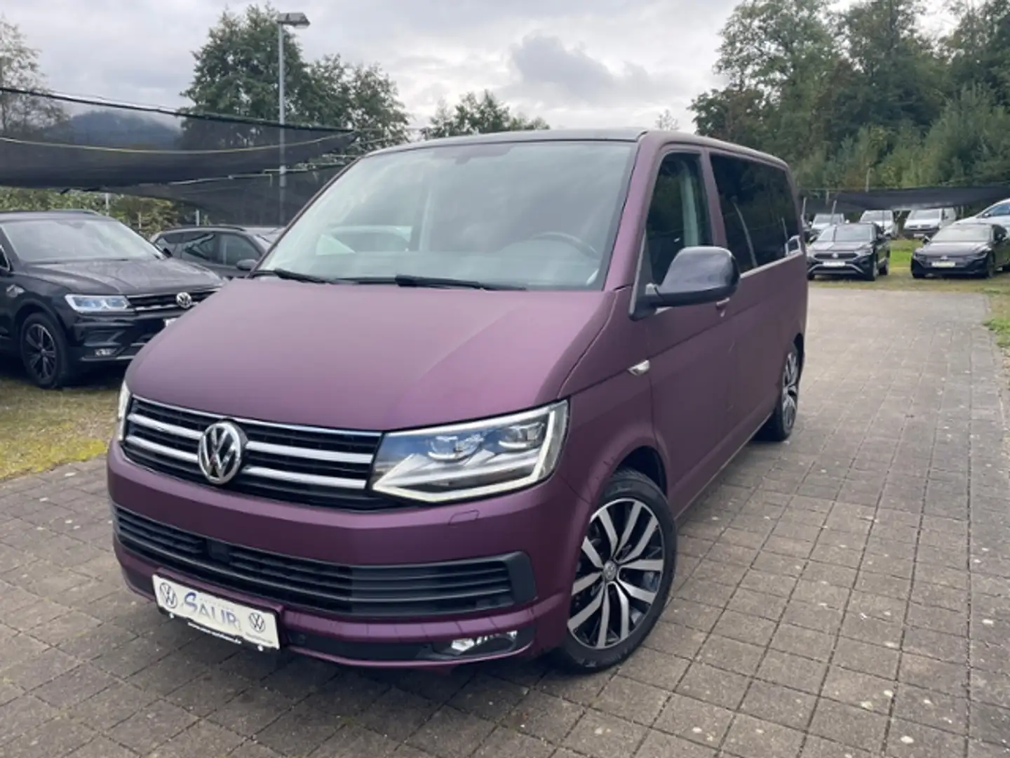 Volkswagen T6 Multivan 2.0 TDI Generation Six DSG Schwarzmetallic (Lila Lilla - 2