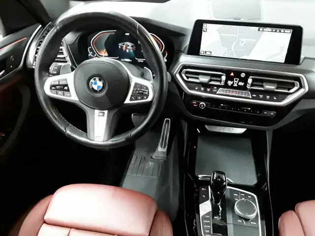 BMW X3 view 5
