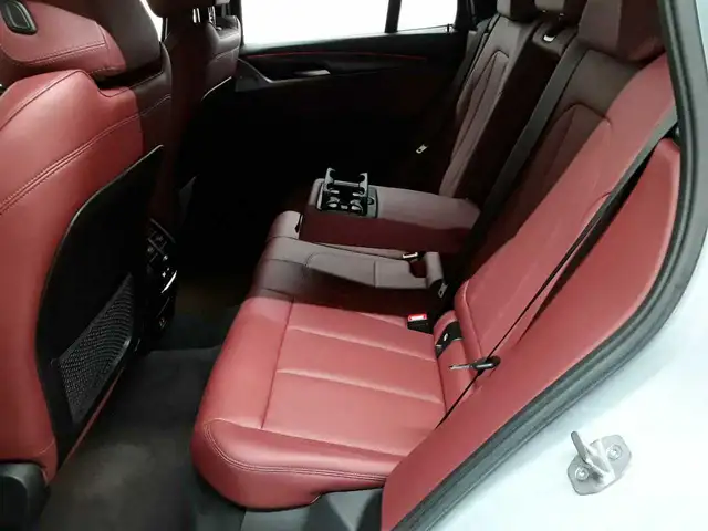 BMW X3 view 7