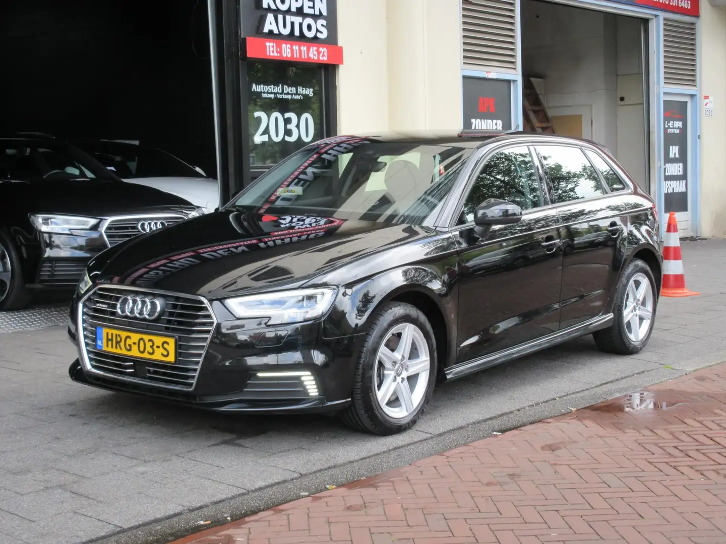 Audi A3 Sportback 40 TFSI e Advanced edition Aut Navi ACC Negro - 1