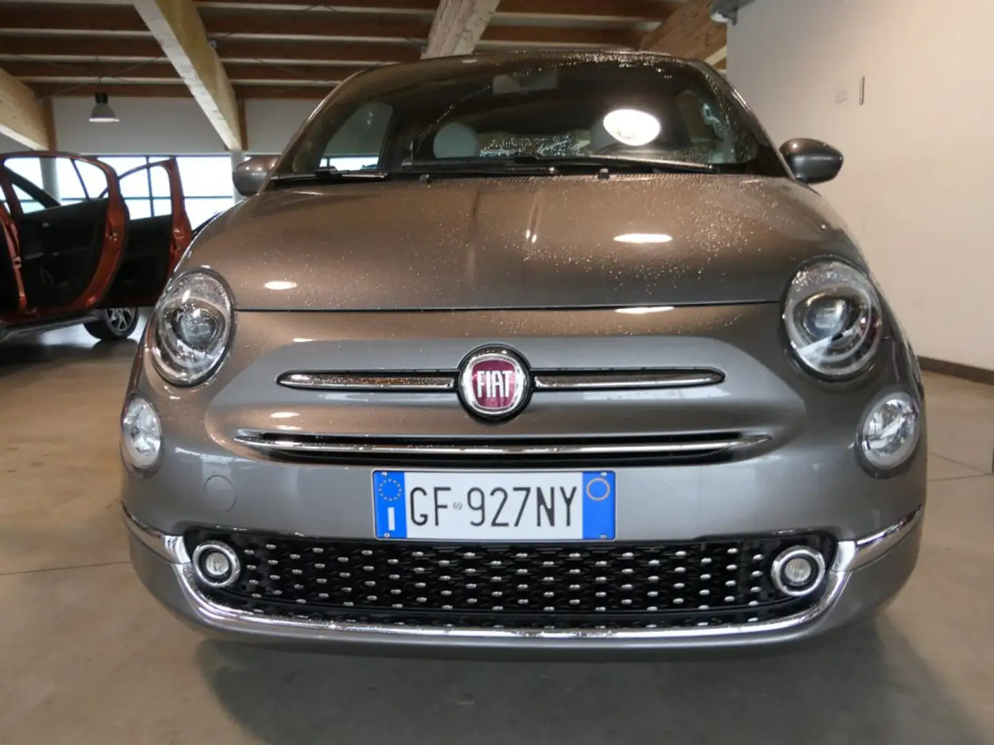 Fiat 500 1.0 Hybrid Lounge Grau - 1