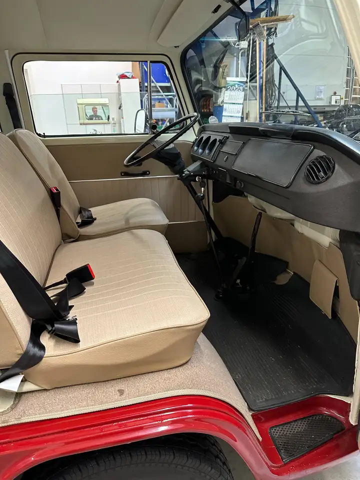 Volkswagen T2 Bus, foto 7