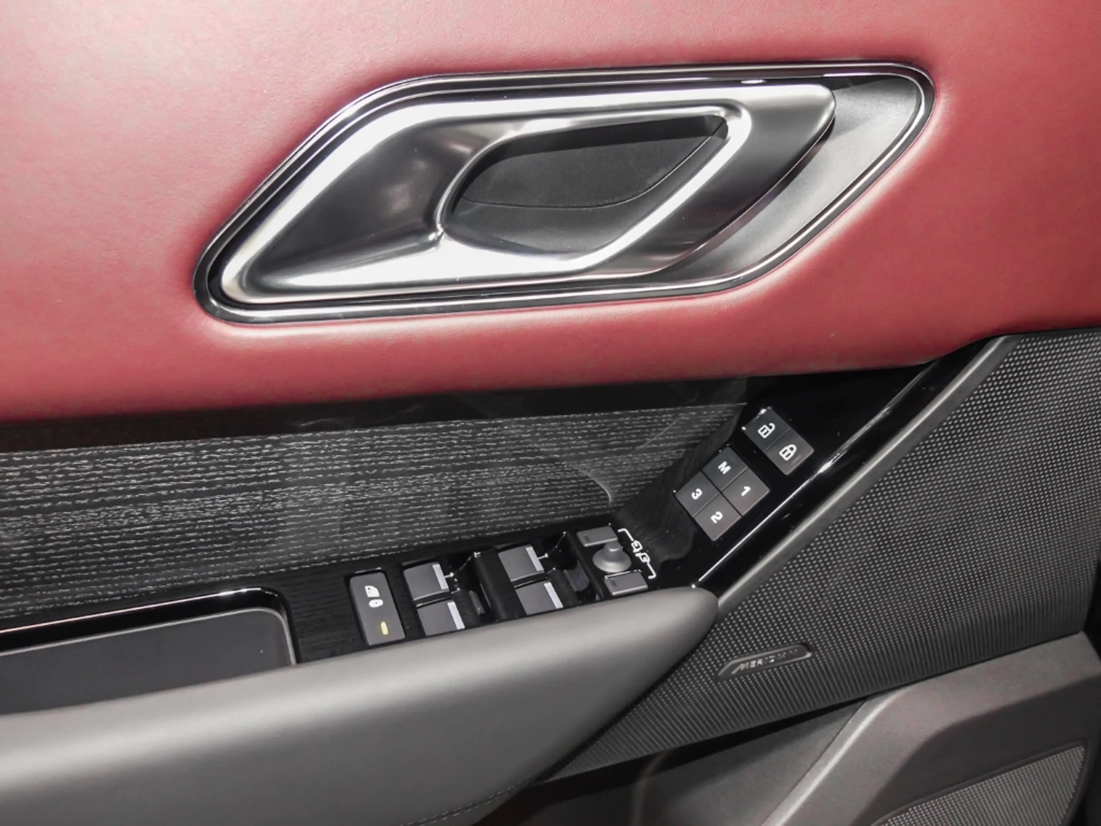 Land Rover Range Rover Velar Dynamic HSE D300 Mild-Hybrid EU6e Luftfederung AD — photo 15