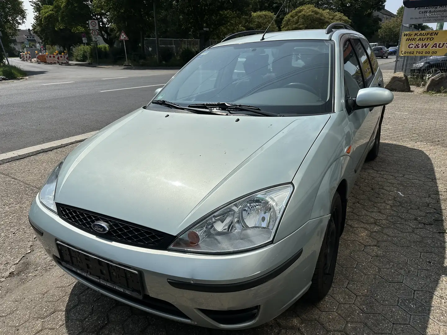 Ford Focus Turnier Ghia X Green - 1