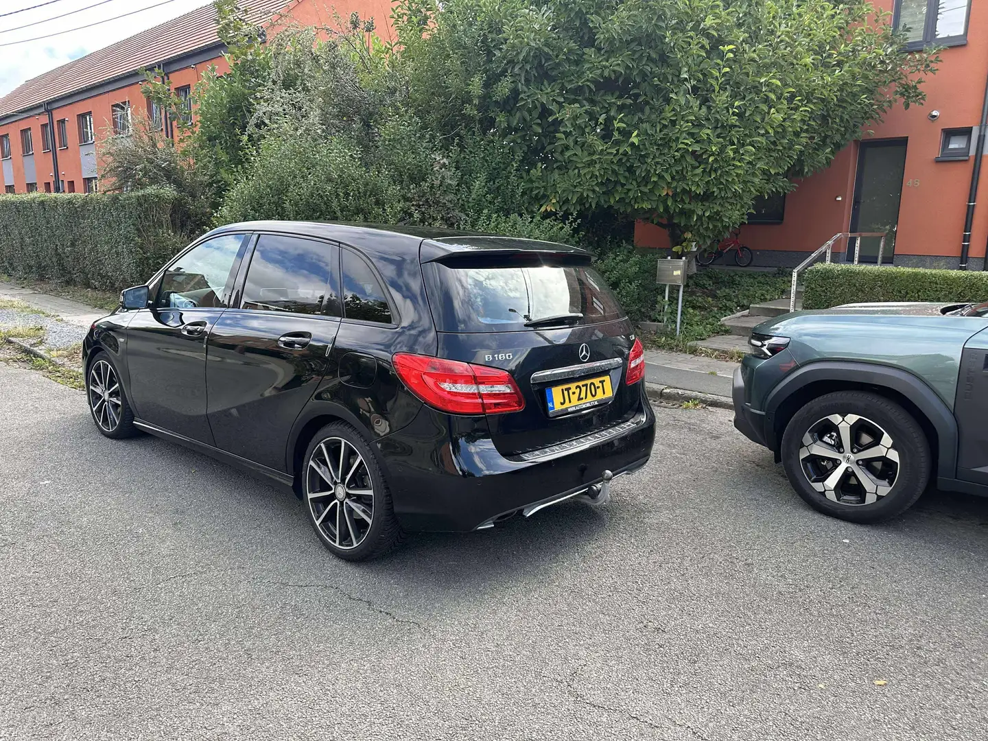 Mercedes-Benz B 200 Ambition Zwart - 2