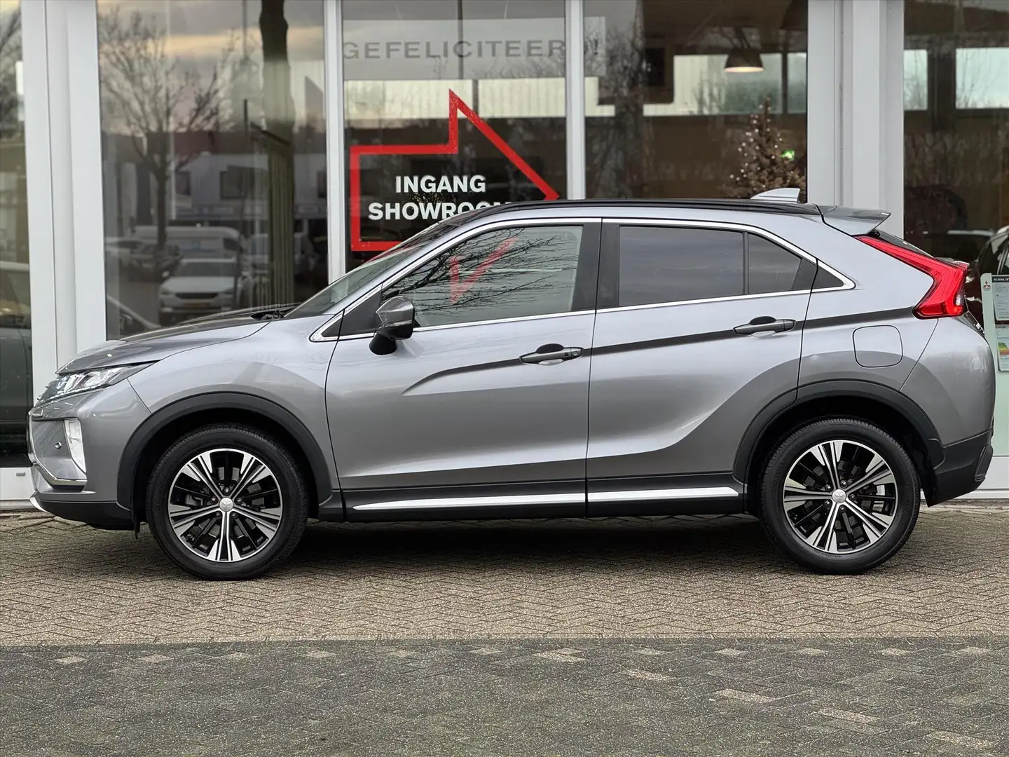 Mitsubishi Eclipse Cross 1.5 DI-T 163pk CVT First Edition Gris - 2