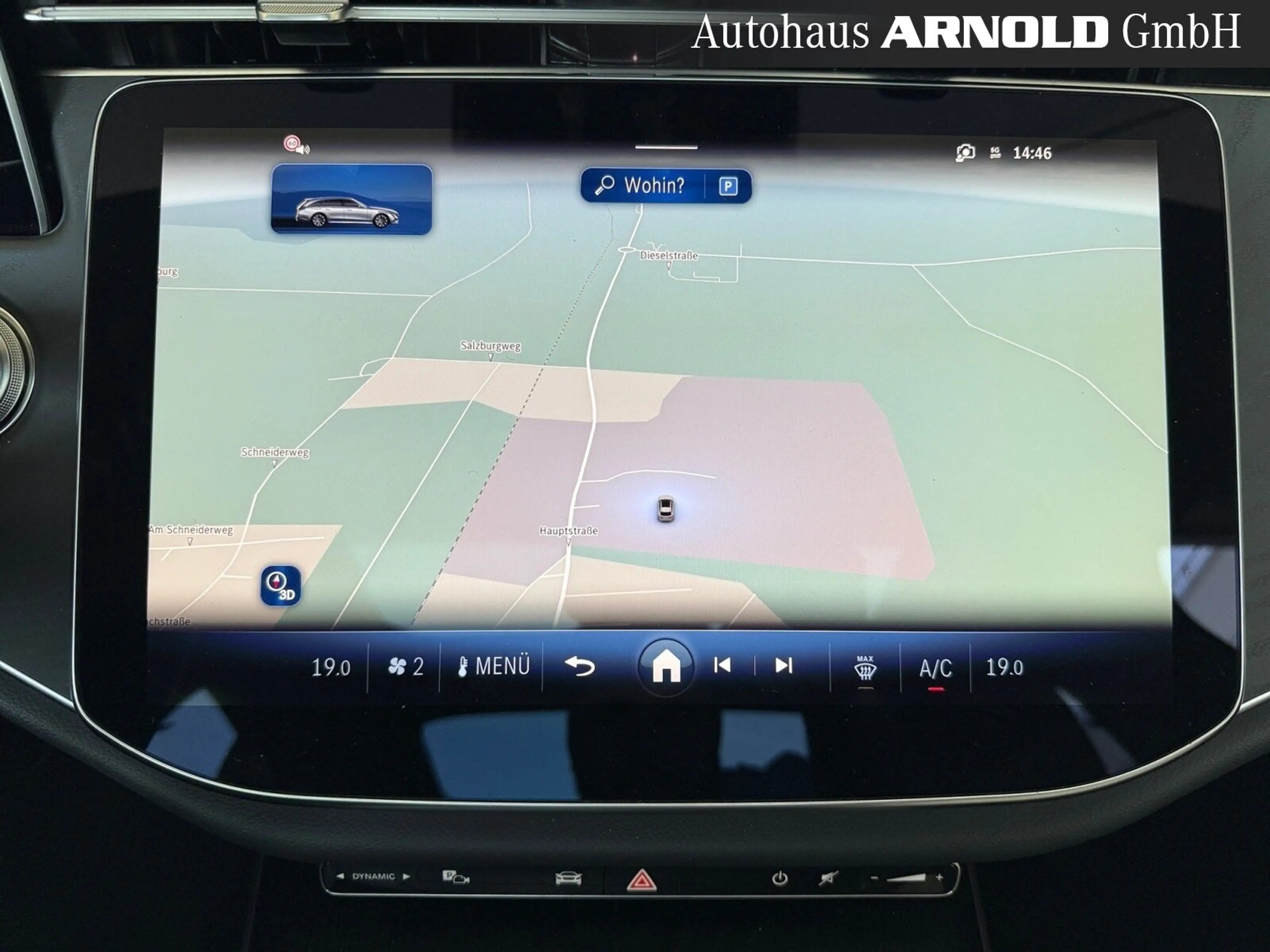 Mercedes-Benz E 450 E 450 T 4M AMG-Line PanoD. AHK Dig.-Light Memory — photo 11