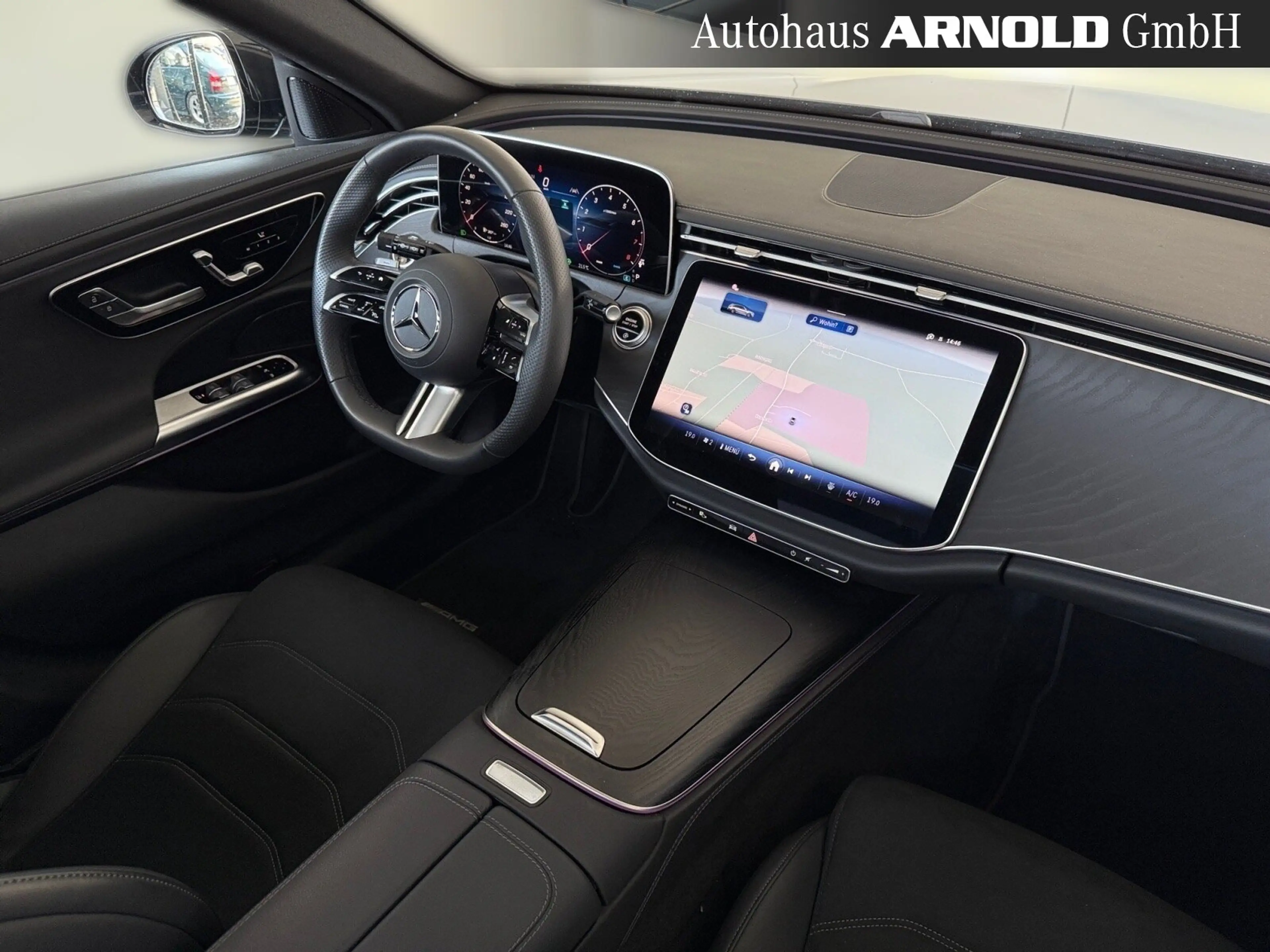 Mercedes-Benz E 450 E 450 T 4M AMG-Line PanoD. AHK Dig.-Light Memory — photo 12