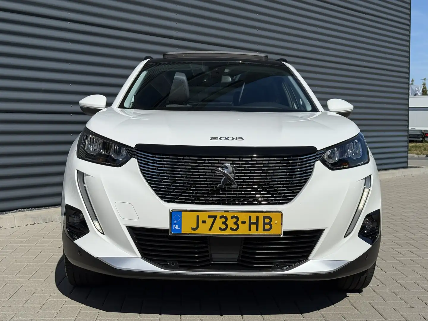 Peugeot 2008 1.2 PureTech Allure Pano/360Camera/Apple Blanc - 2