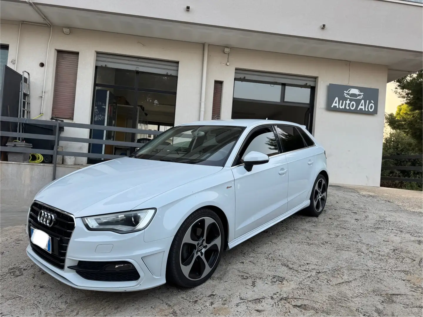 Audi A3 Sportback 1.6 tdi Admired - CERCHI 18 - 1
