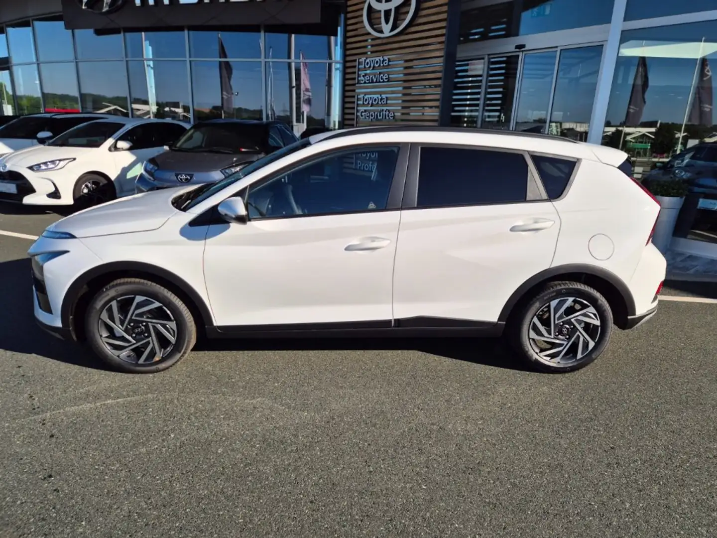 Hyundai BAYON GO Plus 1.0 T-GDI y5bu2 Bianco - 2