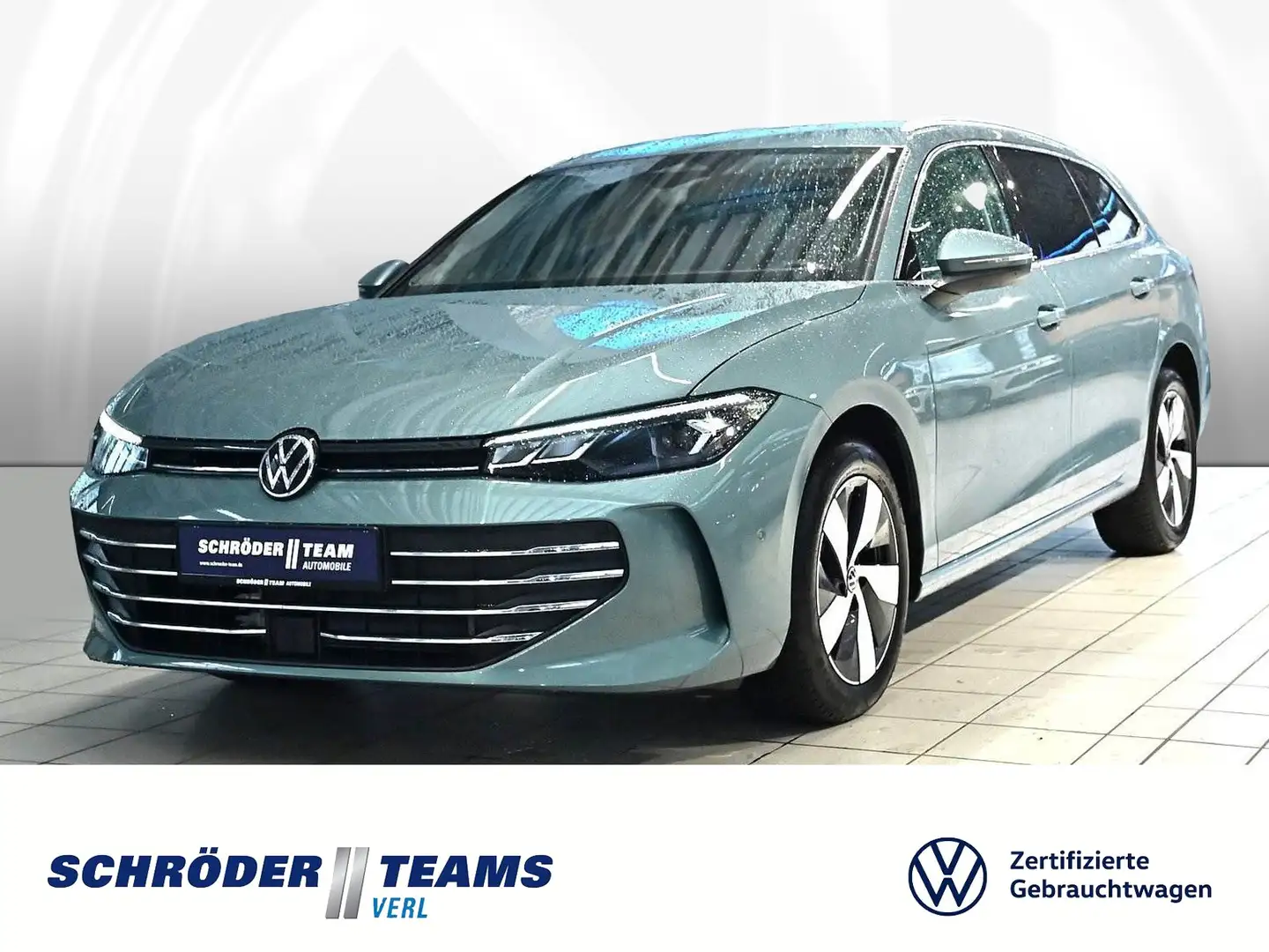 Volkswagen Passat Variant 1.5 eTSI DSG Business Grün - 1