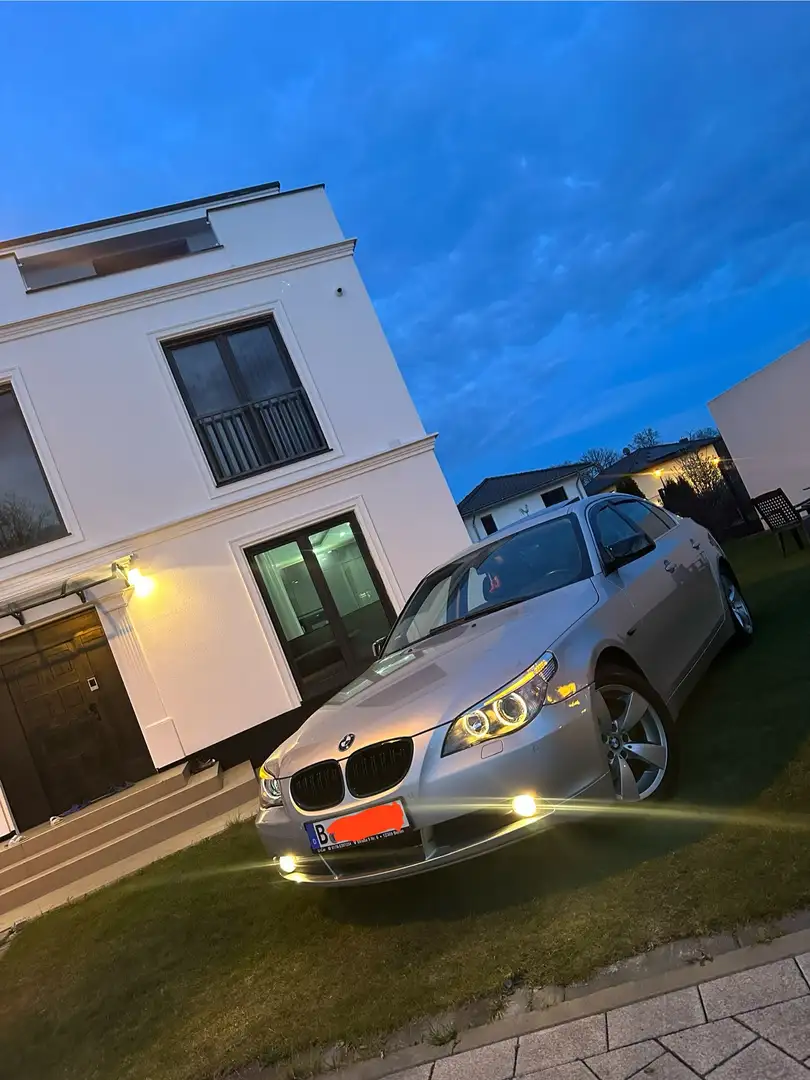 BMW 523 523i Touring Aut. - 2
