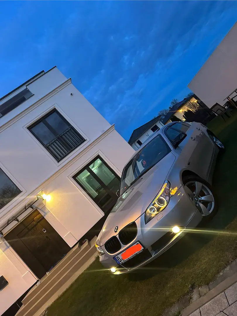 BMW 523 523i Touring Aut. - 1