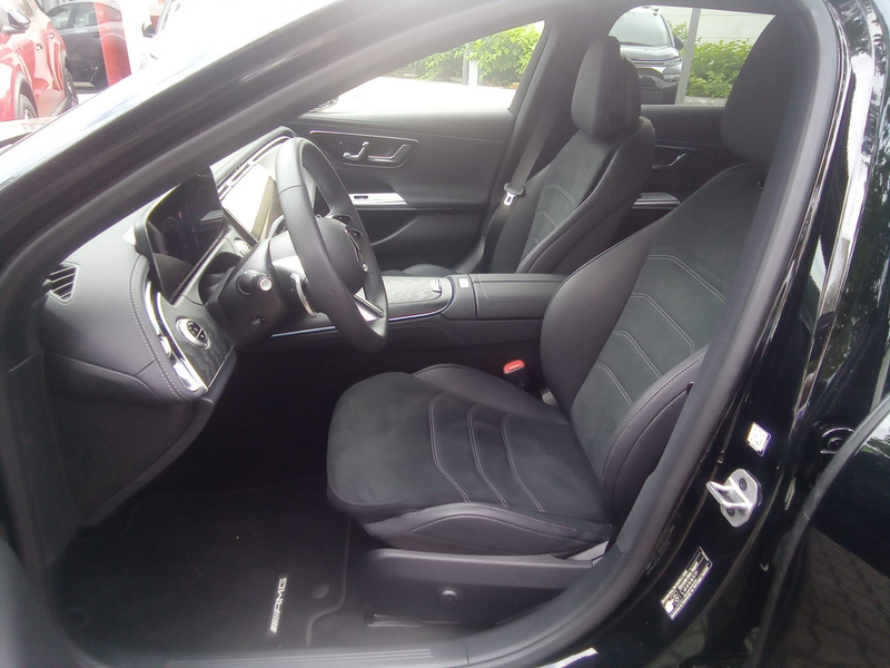 Mercedes-Benz E 300 de 4M T Edition-AMG-Line — photo 15
