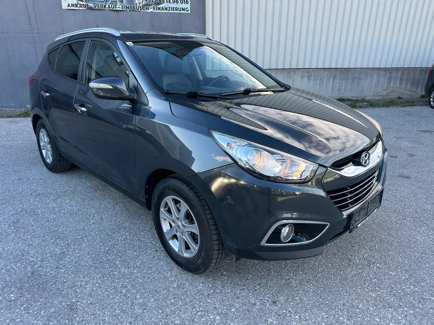 Hyundai iX35 2,0 CRDi 4WD Pickerl 5/2027 - 1