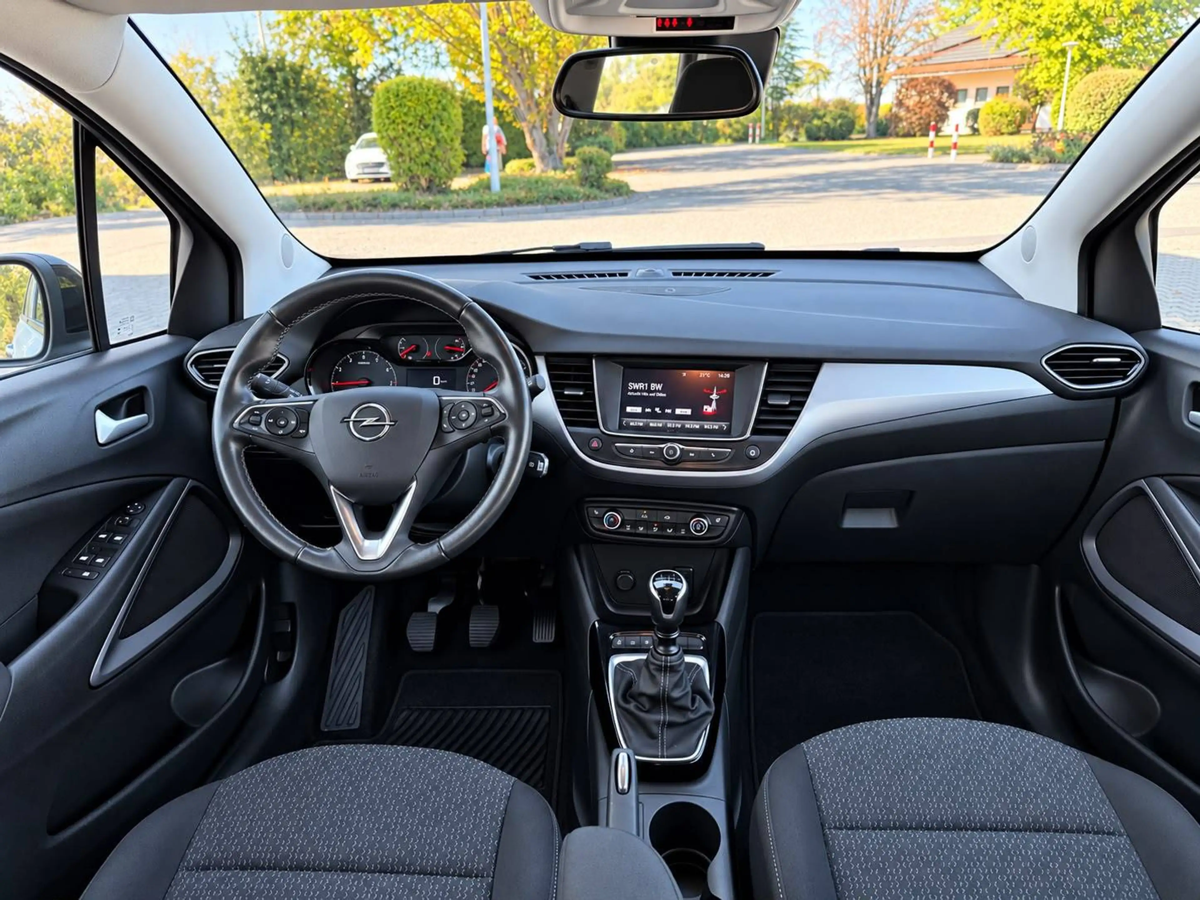 Opel Crossland X Enjoy — photo 8