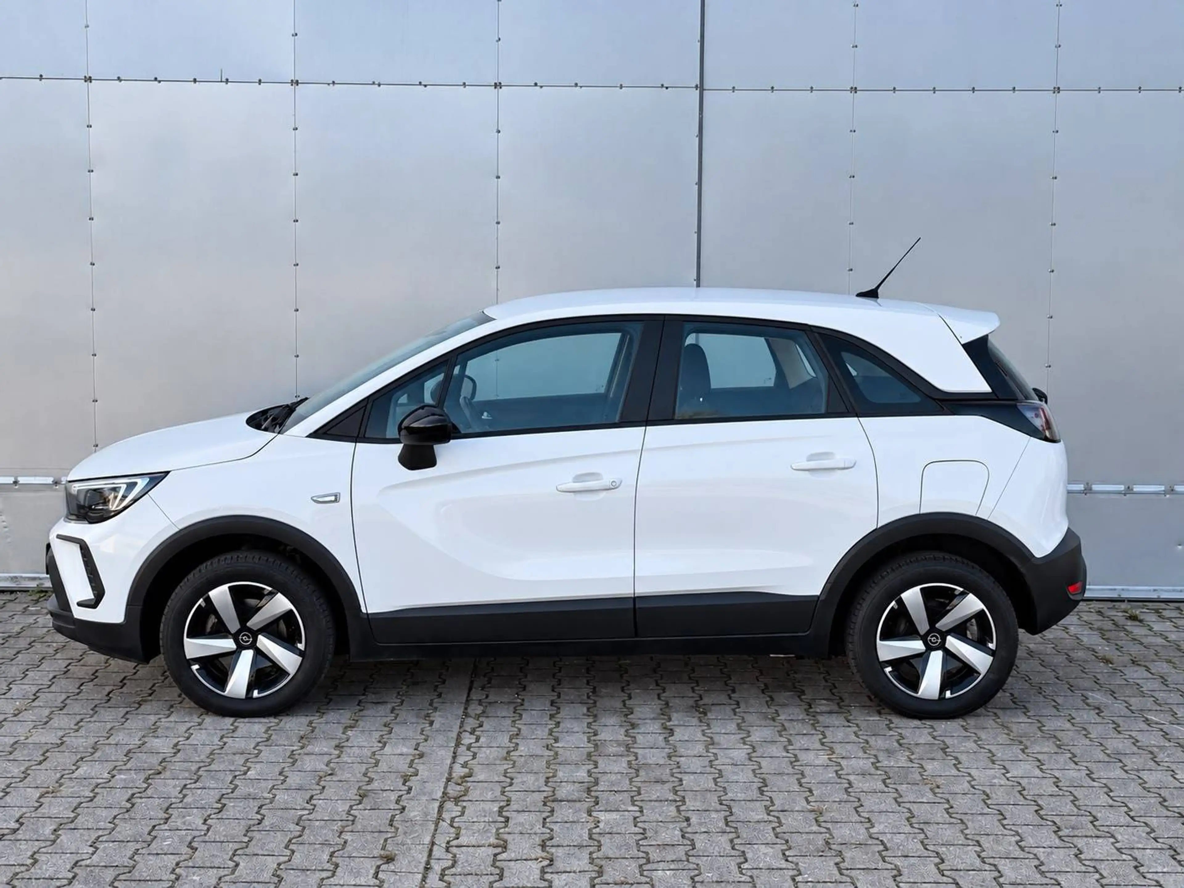 Opel Crossland X Enjoy — photo 2
