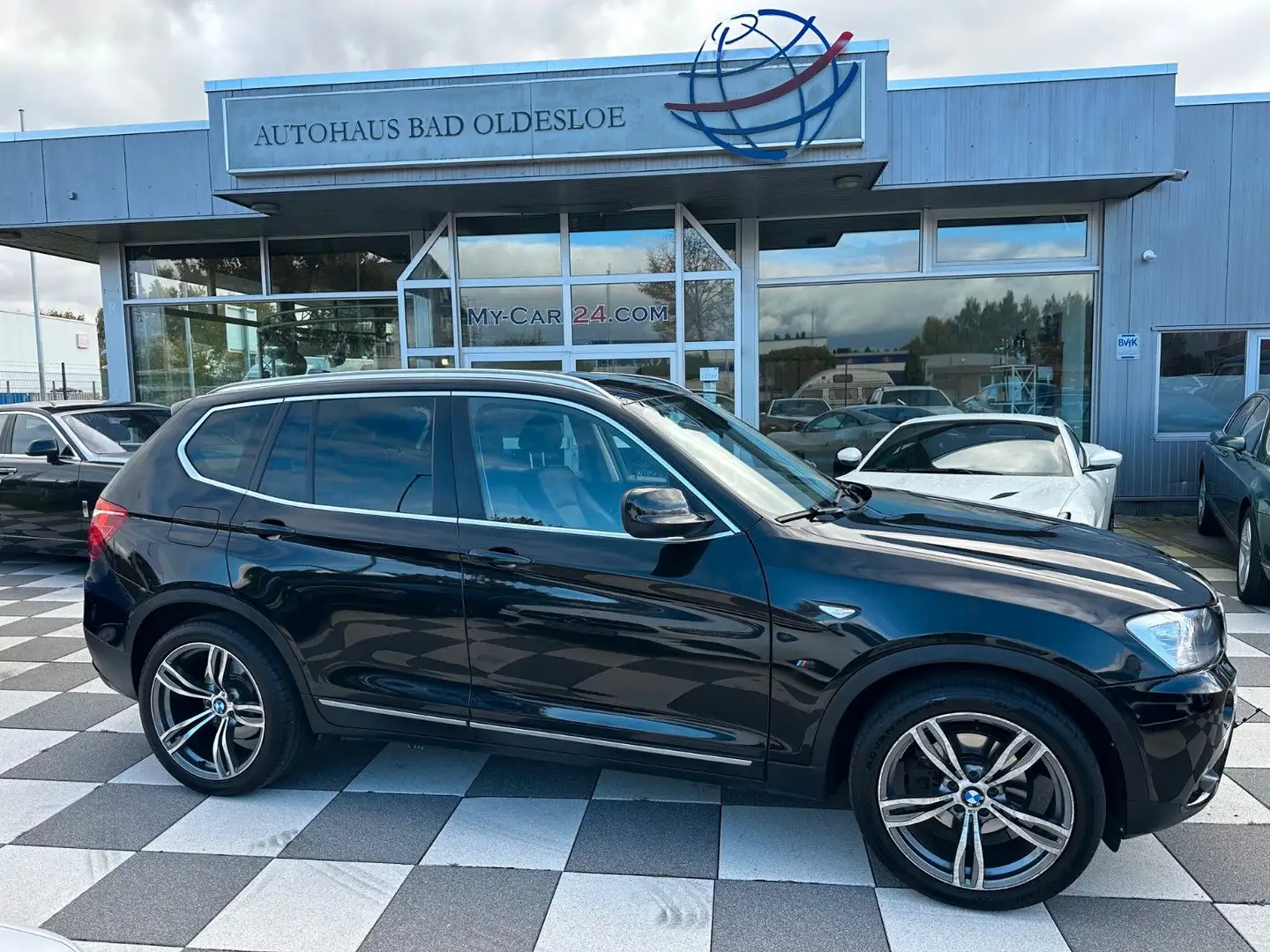 BMW X3 X Drive 35 i,Pano,Kamera,Leder,Navi,Xenon. Schwarz - 1