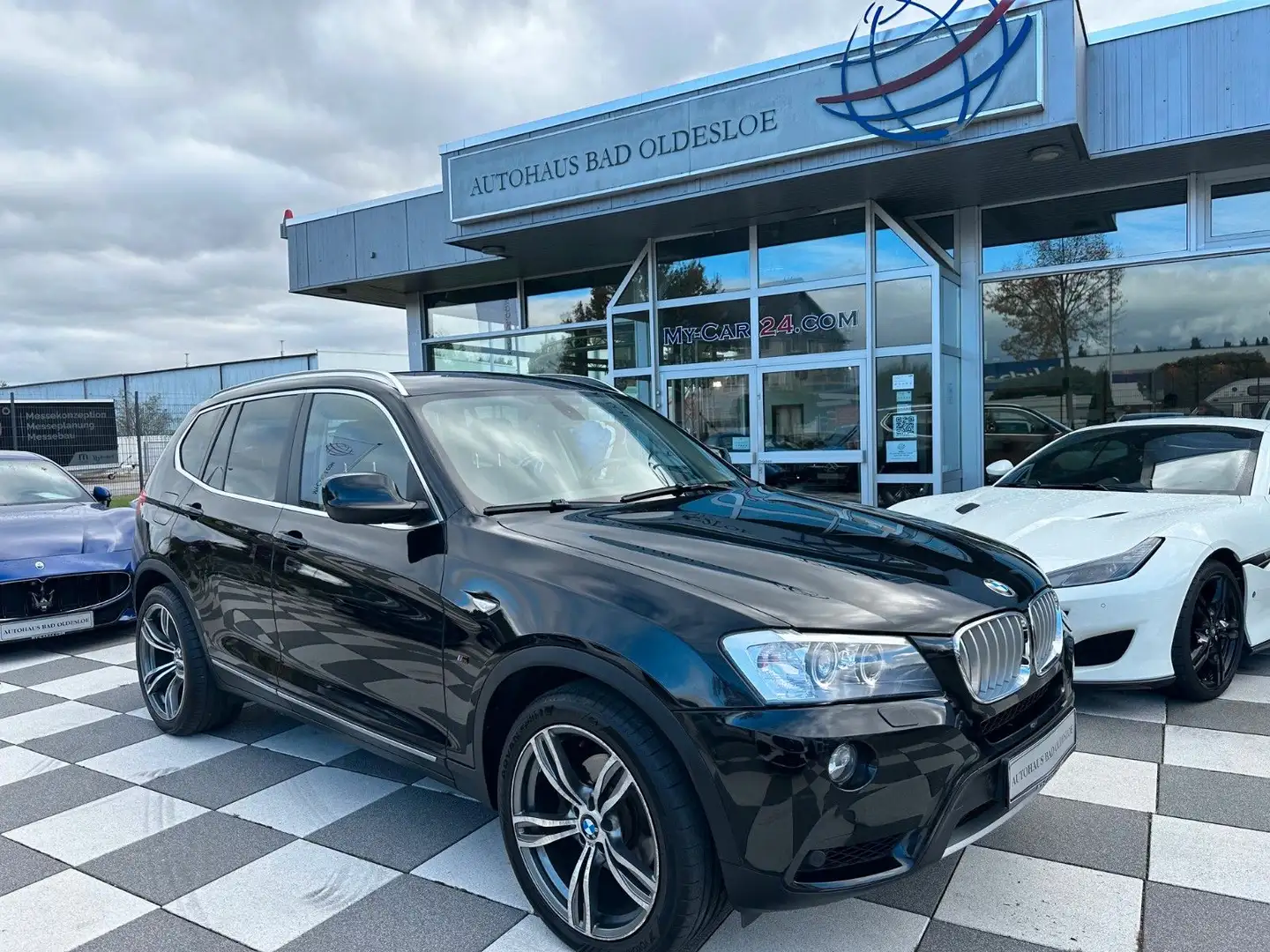 BMW X3 X Drive 35 i,Pano,Kamera,Leder,Navi,Xenon. Schwarz - 2