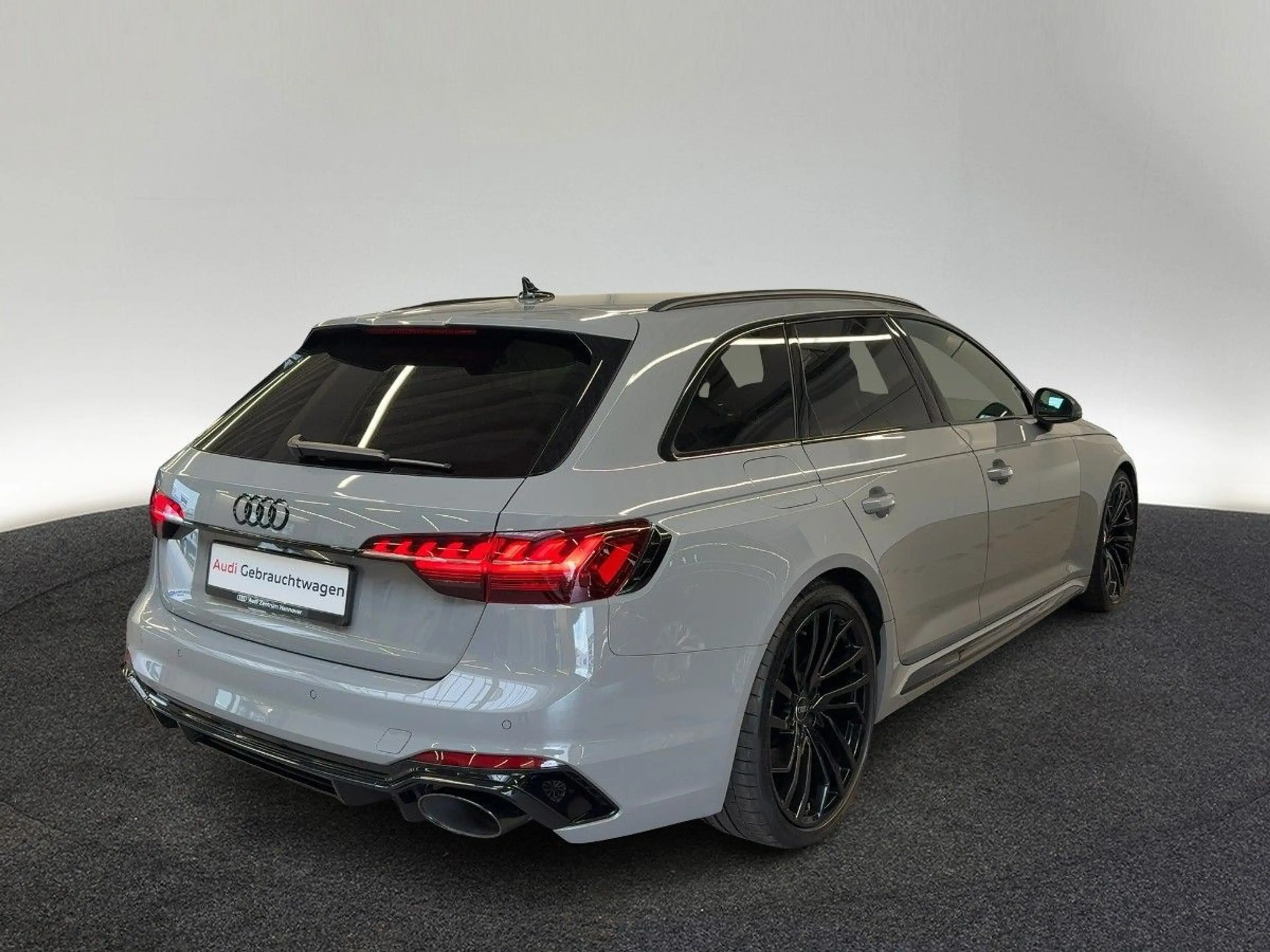 Audi RS4 RS4 Avant 2.9 TFSI quattro AHK — photo 5