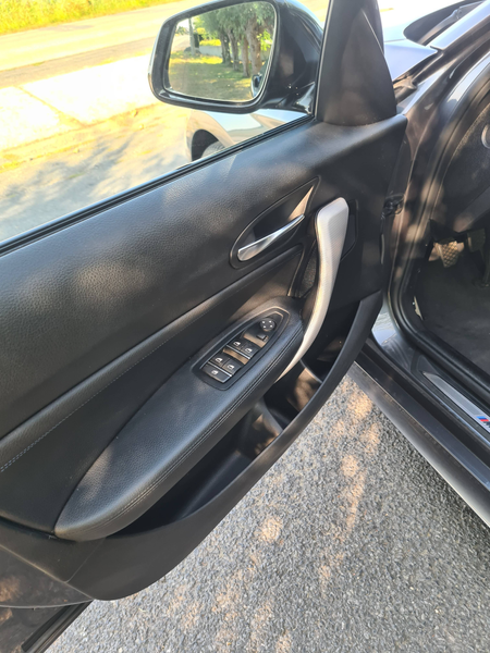 BMW 116 m-sport shadow — photo 10