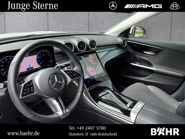 Mercedes-Benz C-Class view 11