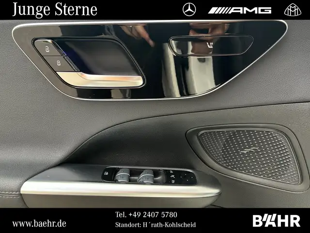 Mercedes-Benz C-Class view 14