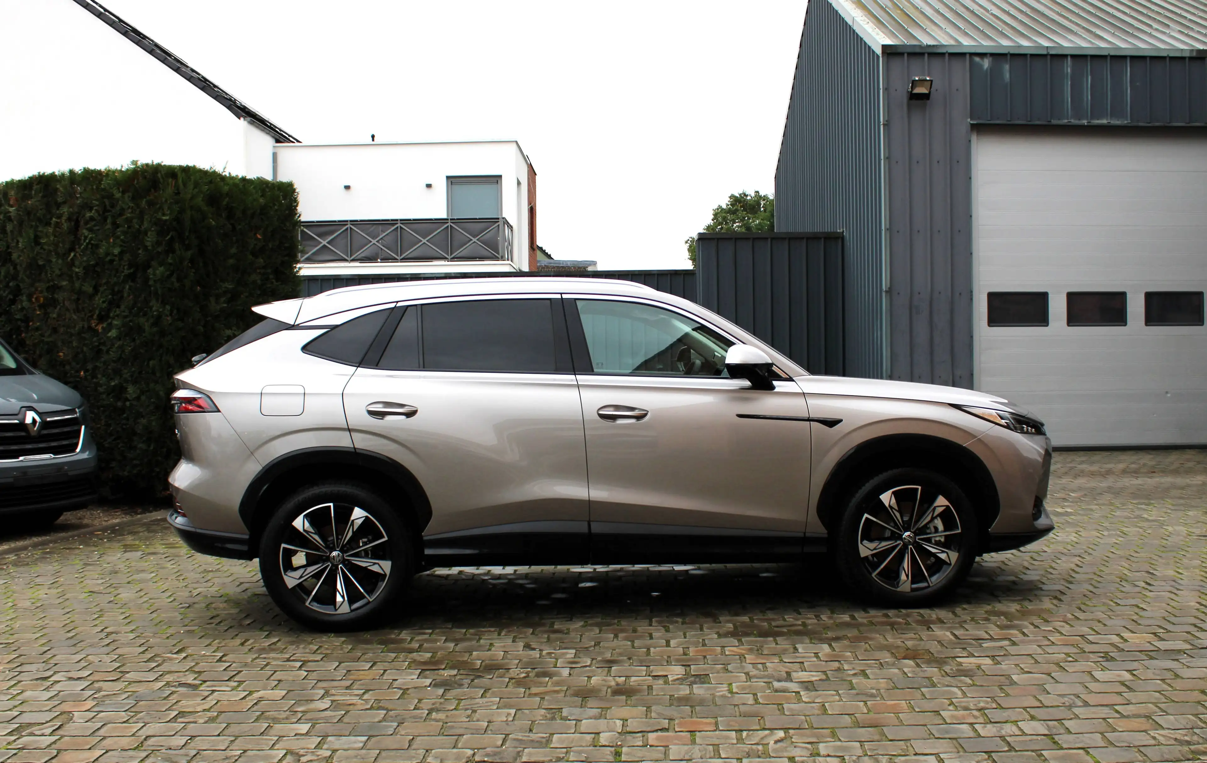 MG HS SPLINTERNIEUWE MG HS Hybrid  1.5 Turbo Comfort Edition — photo 6