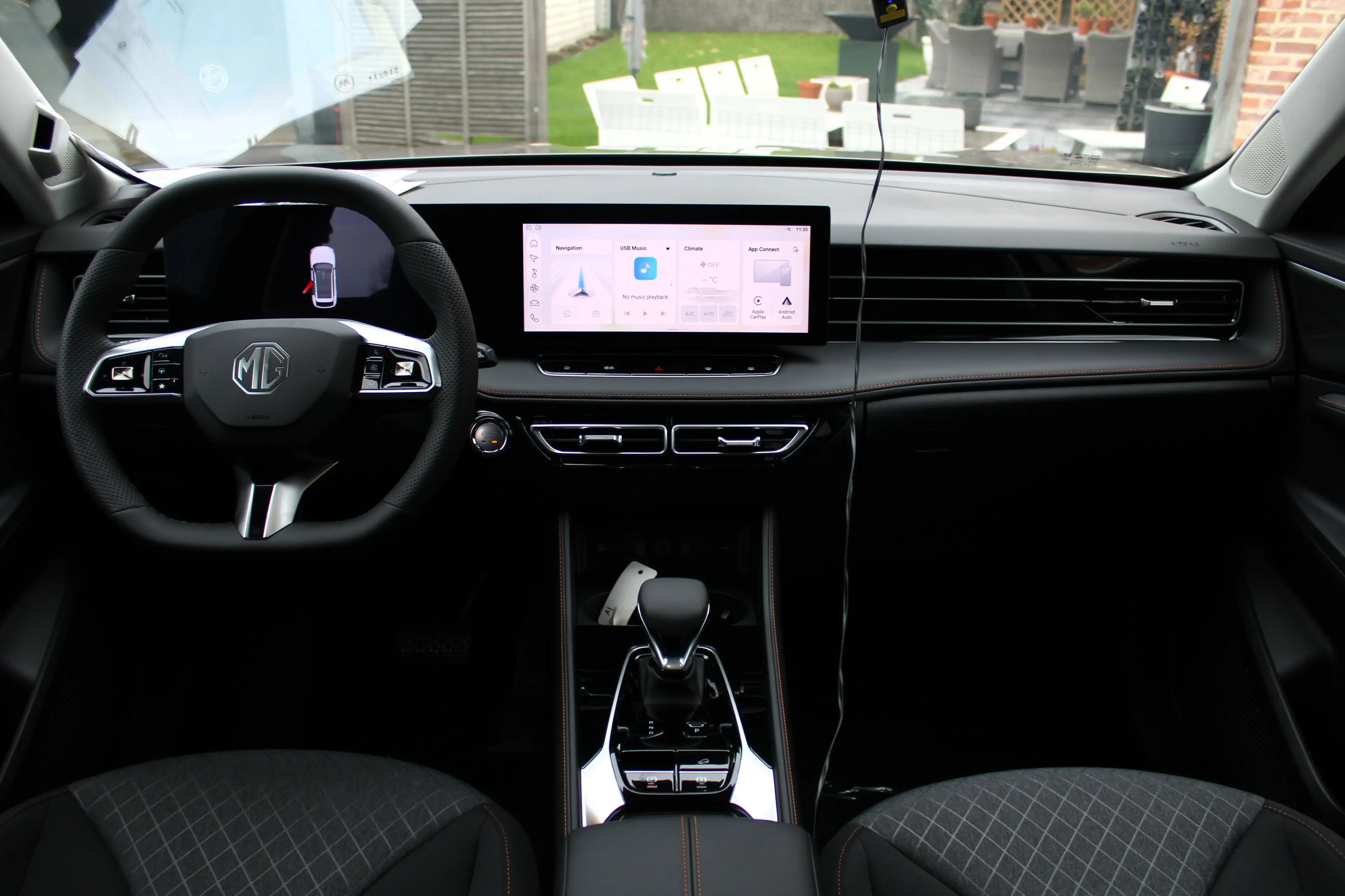 MG HS SPLINTERNIEUWE MG HS Hybrid  1.5 Turbo Comfort Edition — photo 13