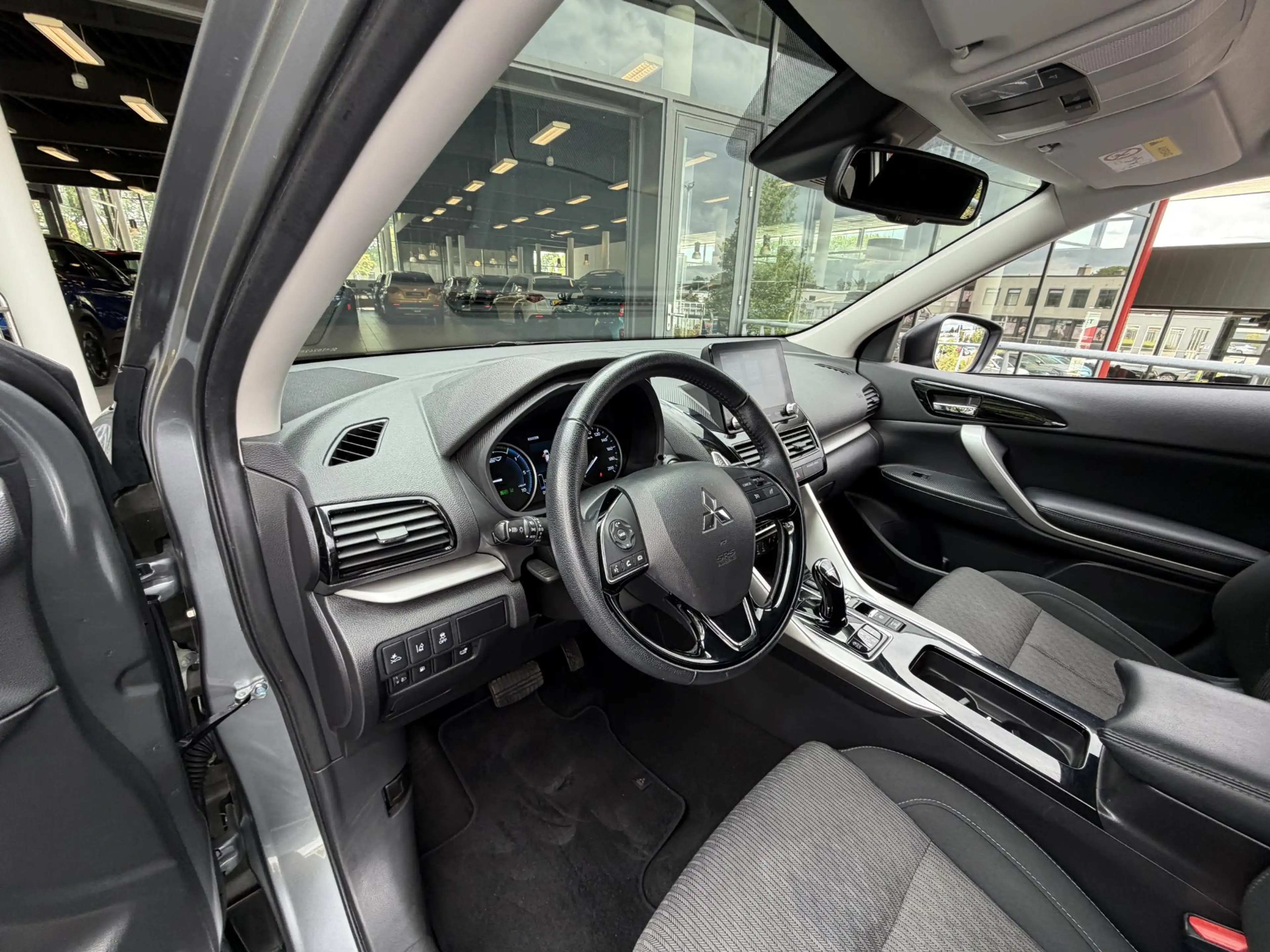 Mitsubishi Eclipse Cross 2.4 PHEV Intense | Carplay / Android Auto | Cruise — photo 23
