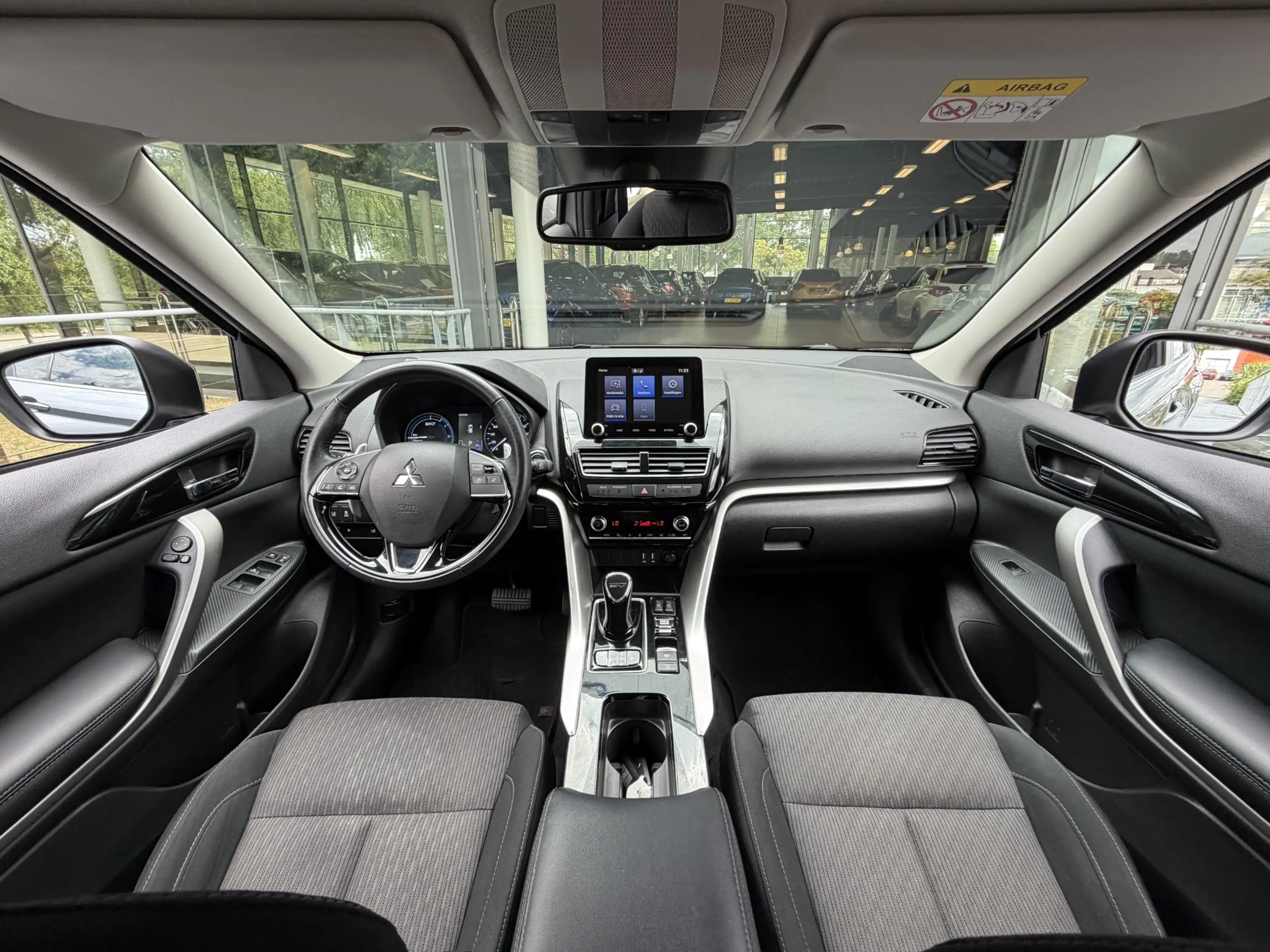 Mitsubishi Eclipse Cross 2.4 PHEV Intense | Carplay / Android Auto | Cruise — photo 3