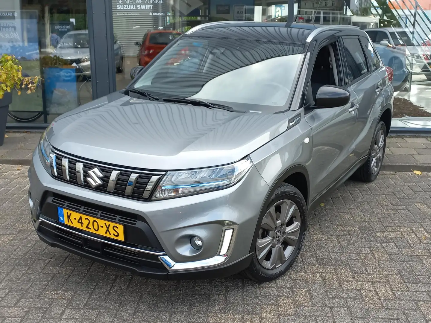Suzuki Vitara 1.4 Boosterjet Select Smart Hybrid Android Auto/ A Grau - 2