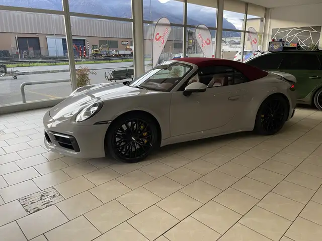 Porsche 992 4S.  iva esposta - possibilità noleggio a riscatt