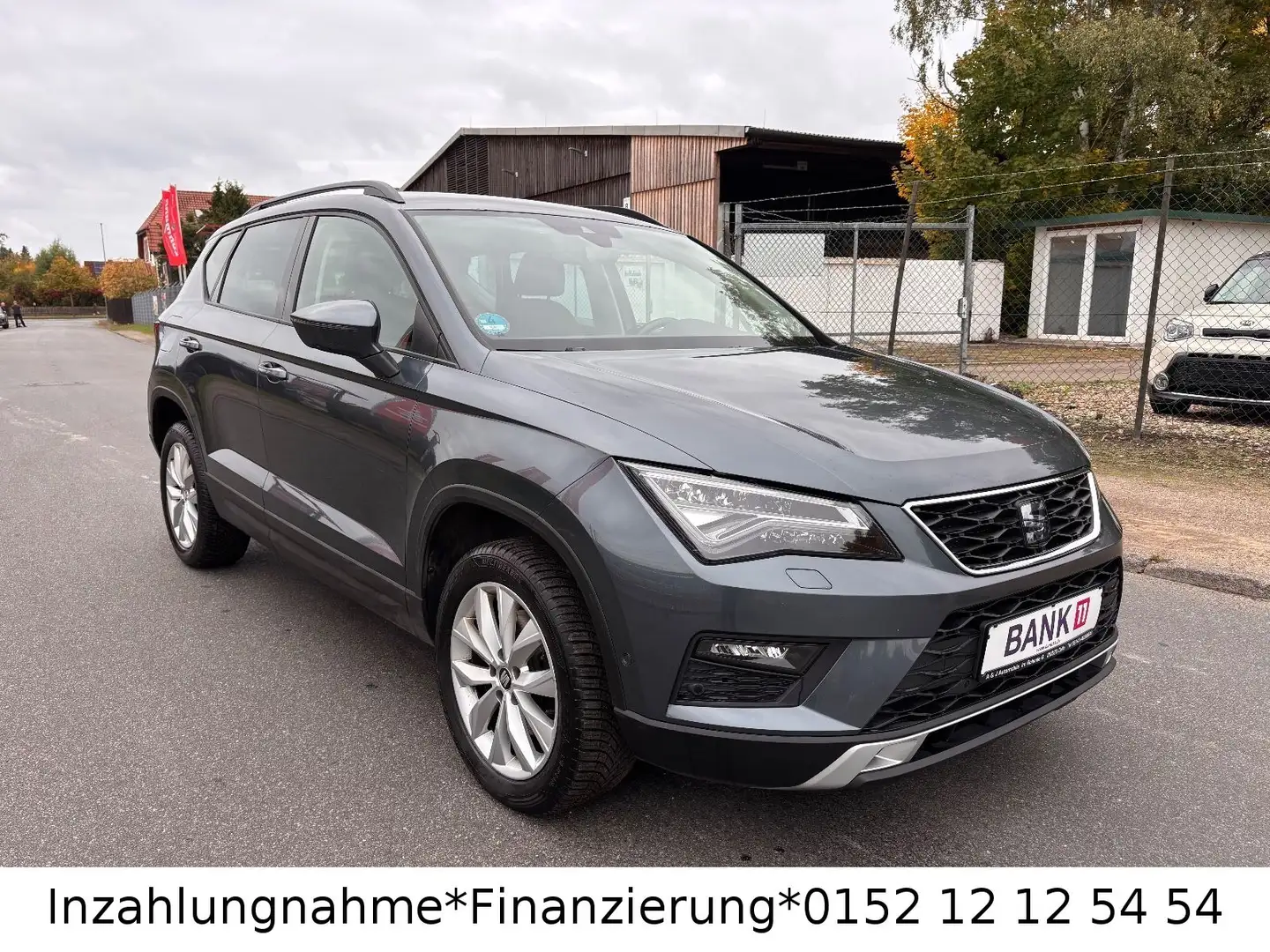 SEAT Ateca Style Grau - 2