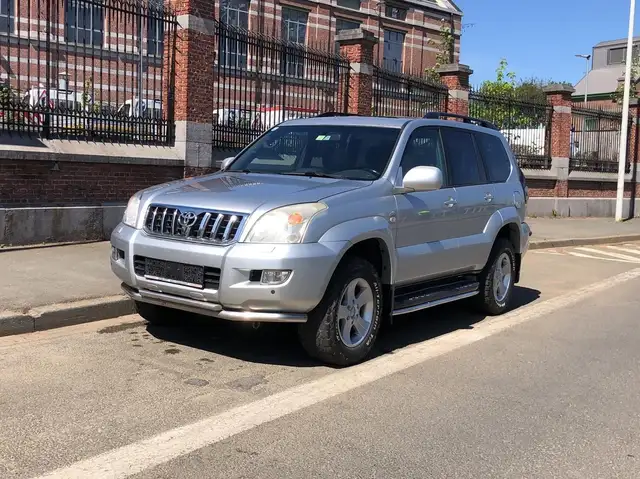 Toyota Land Cruiser 3.0 Turbo D-4D VIP