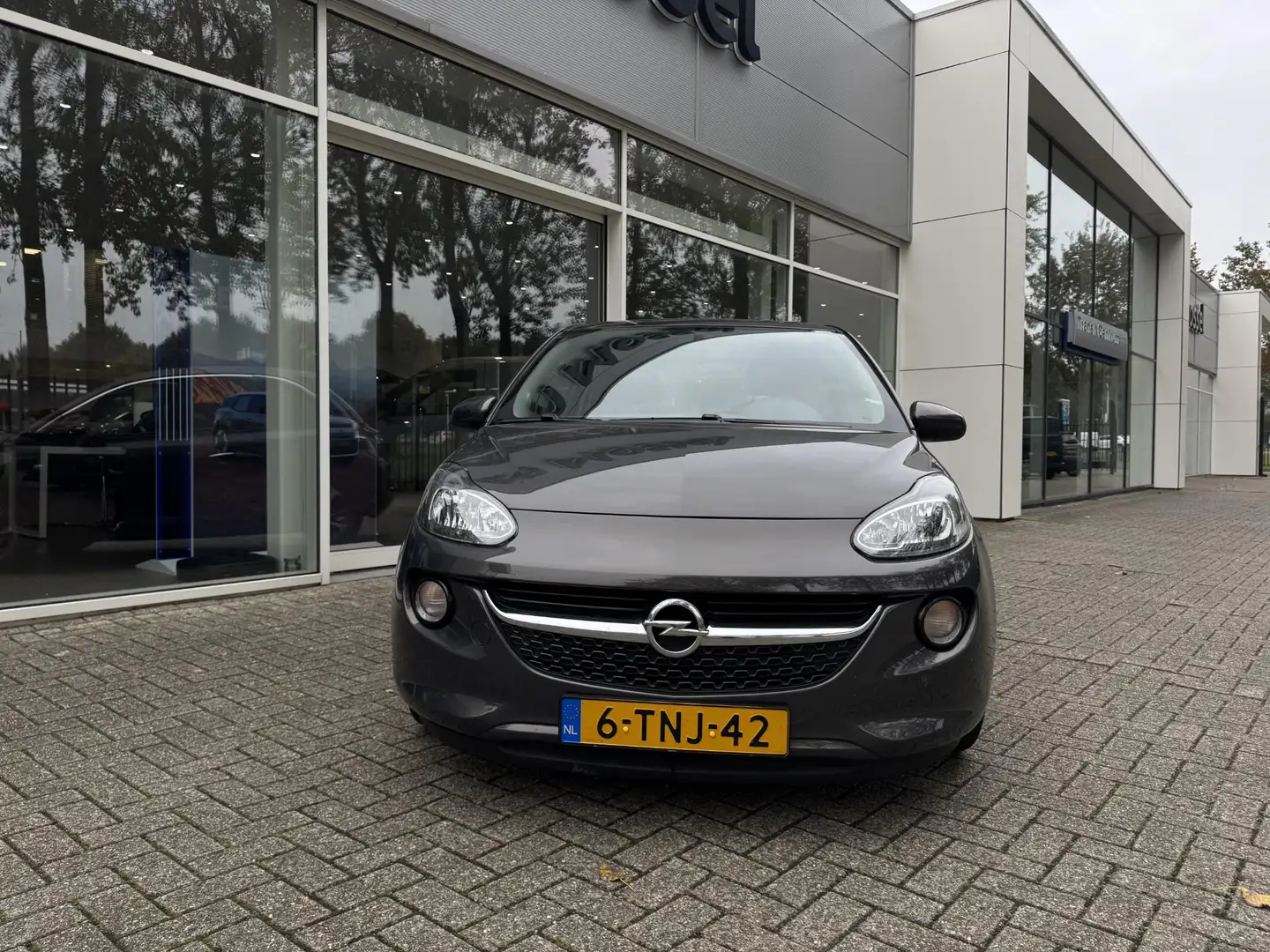 Opel Adam 1.2 Glam Panorama Dak | Cruise Control | Stoel / S Grijs - 2