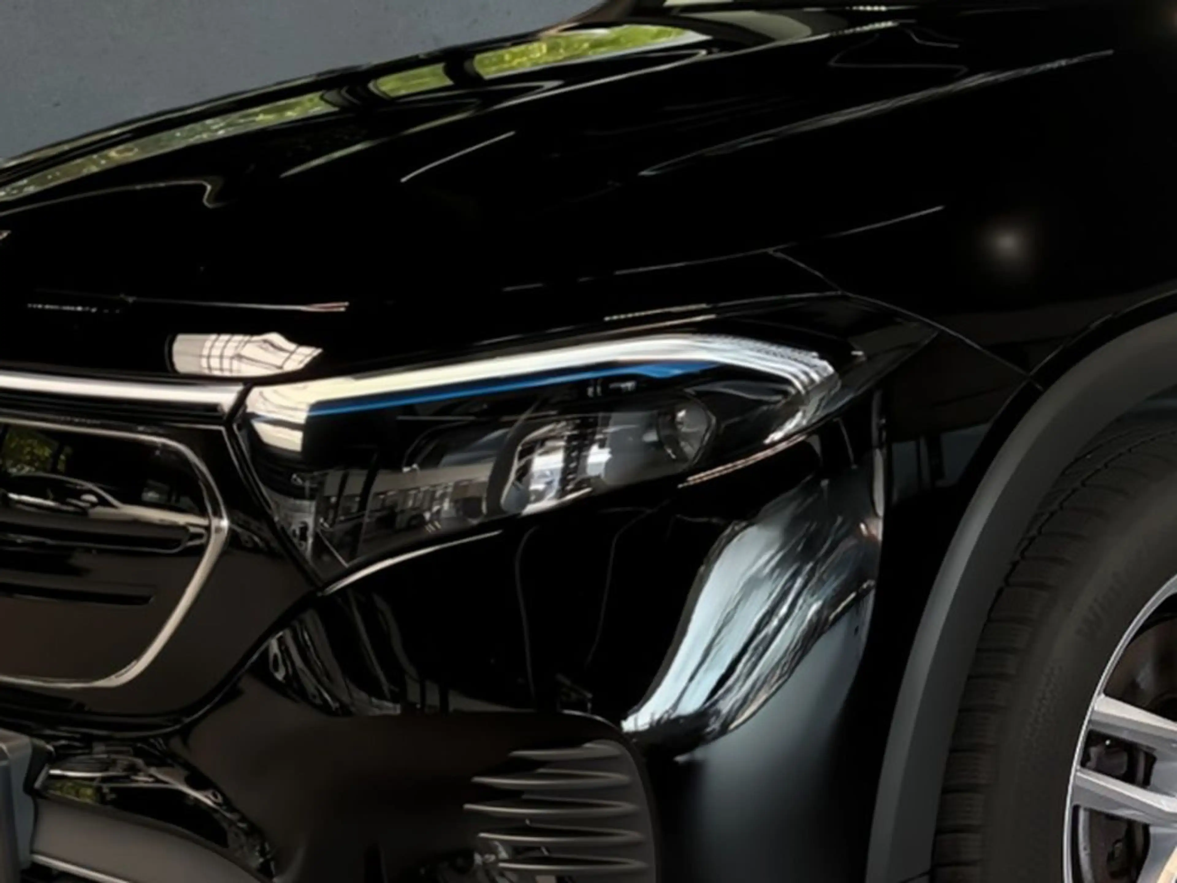 Mercedes-Benz EQB 350 4M PROGRESSIVE+LED+KAMERA+TEMPOMAT+SHZ — photo 2