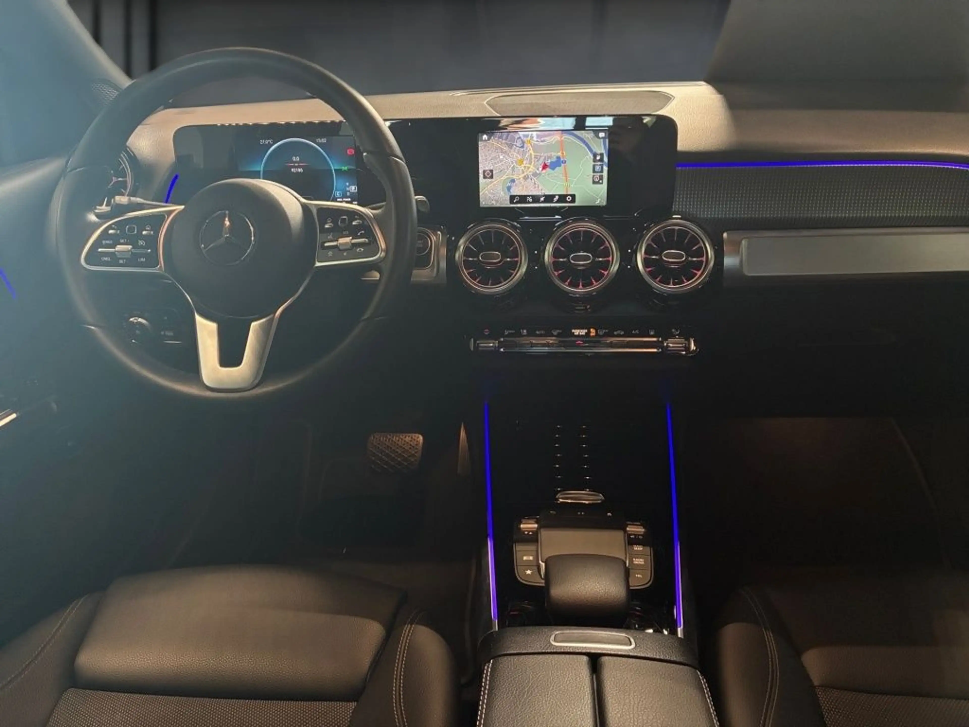Mercedes-Benz EQB 350 4M PROGRESSIVE+LED+KAMERA+TEMPOMAT+SHZ — photo 13