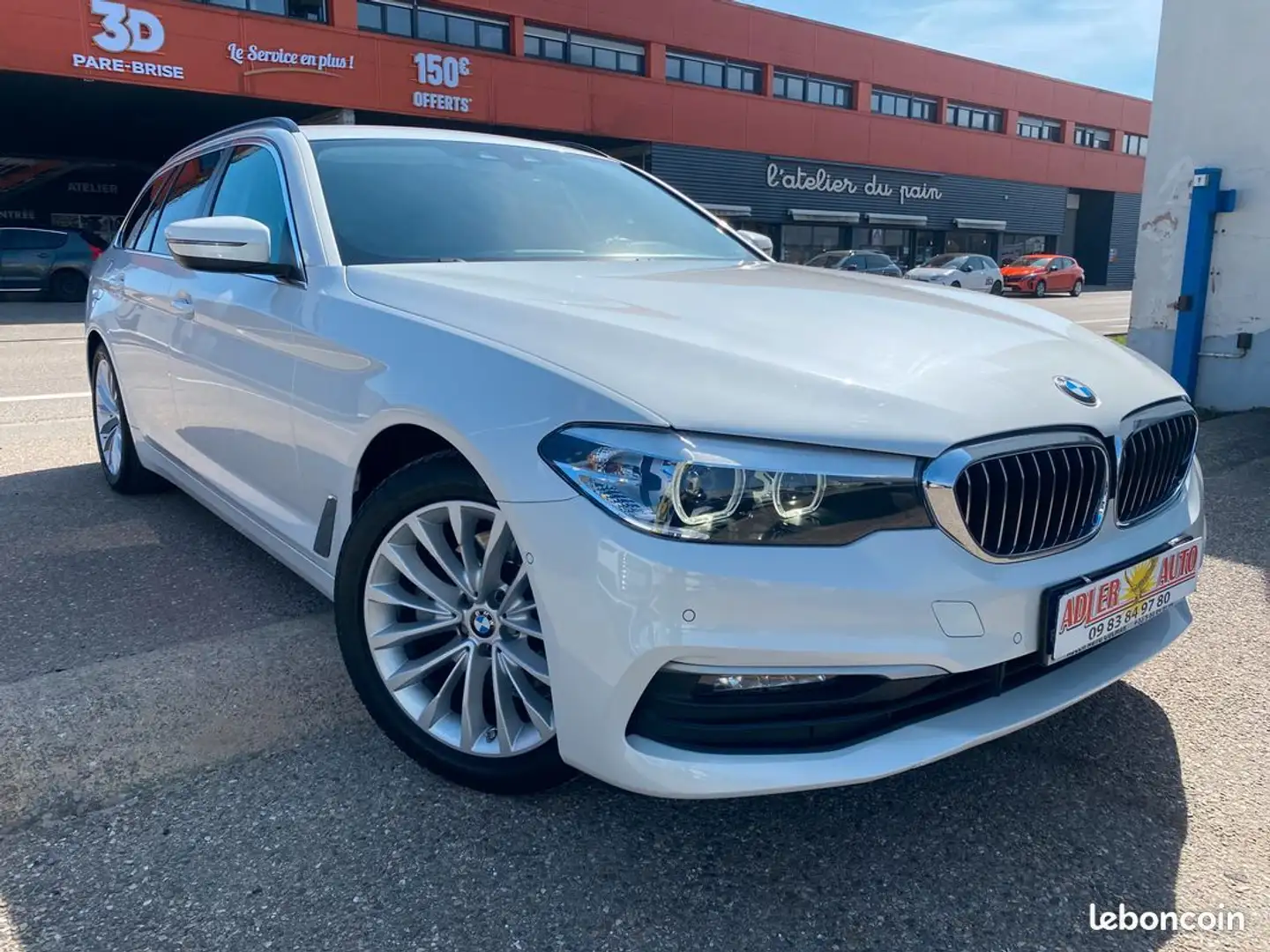 BMW 520 Touring serie (g31) 520d 190 lounge plus boite-auto 8 rapport Blanc - 1