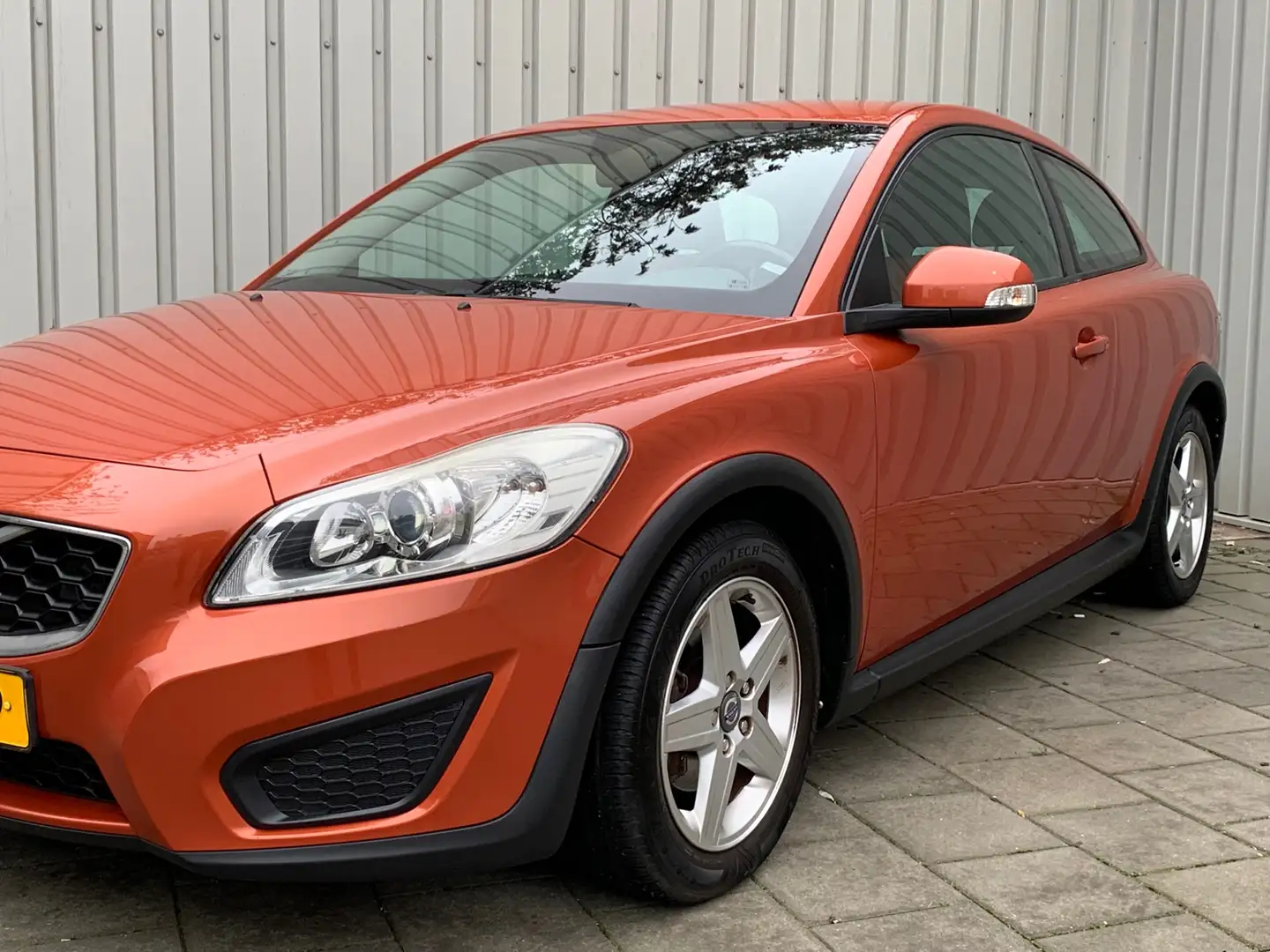 Volvo C30 1.6 Kinetic|Navigatie|Climate Control| Rot - 2