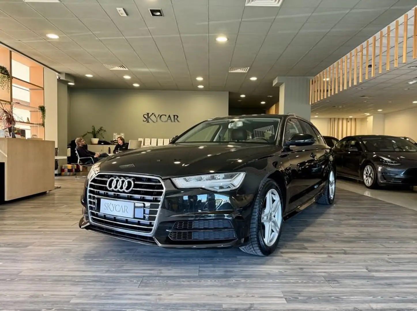 Audi A6 Avant 2.0 TDI 190 CV  S tronic Business Plus Ultra Nero - 1