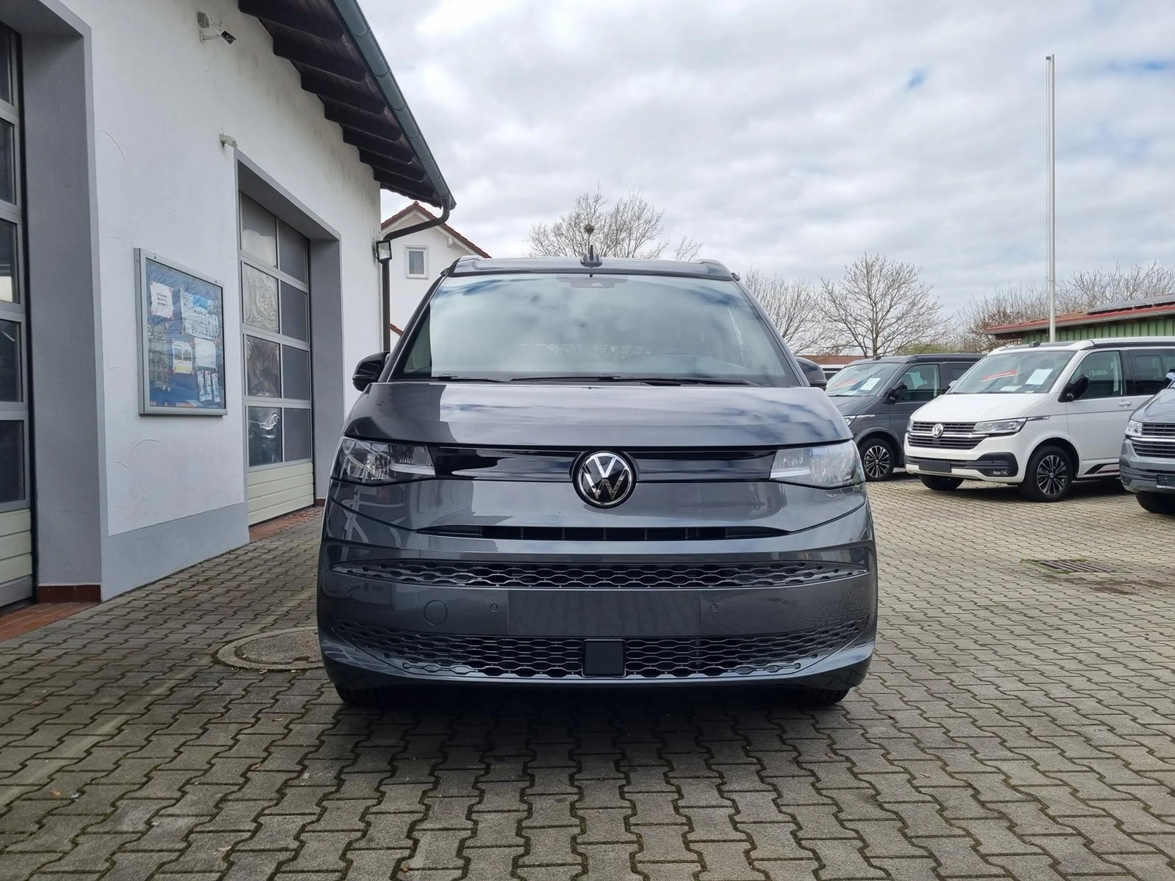 Volkswagen T7 California Beach Camper 2.0 TDI DSG - AHK - Luftstandheizung — photo 6