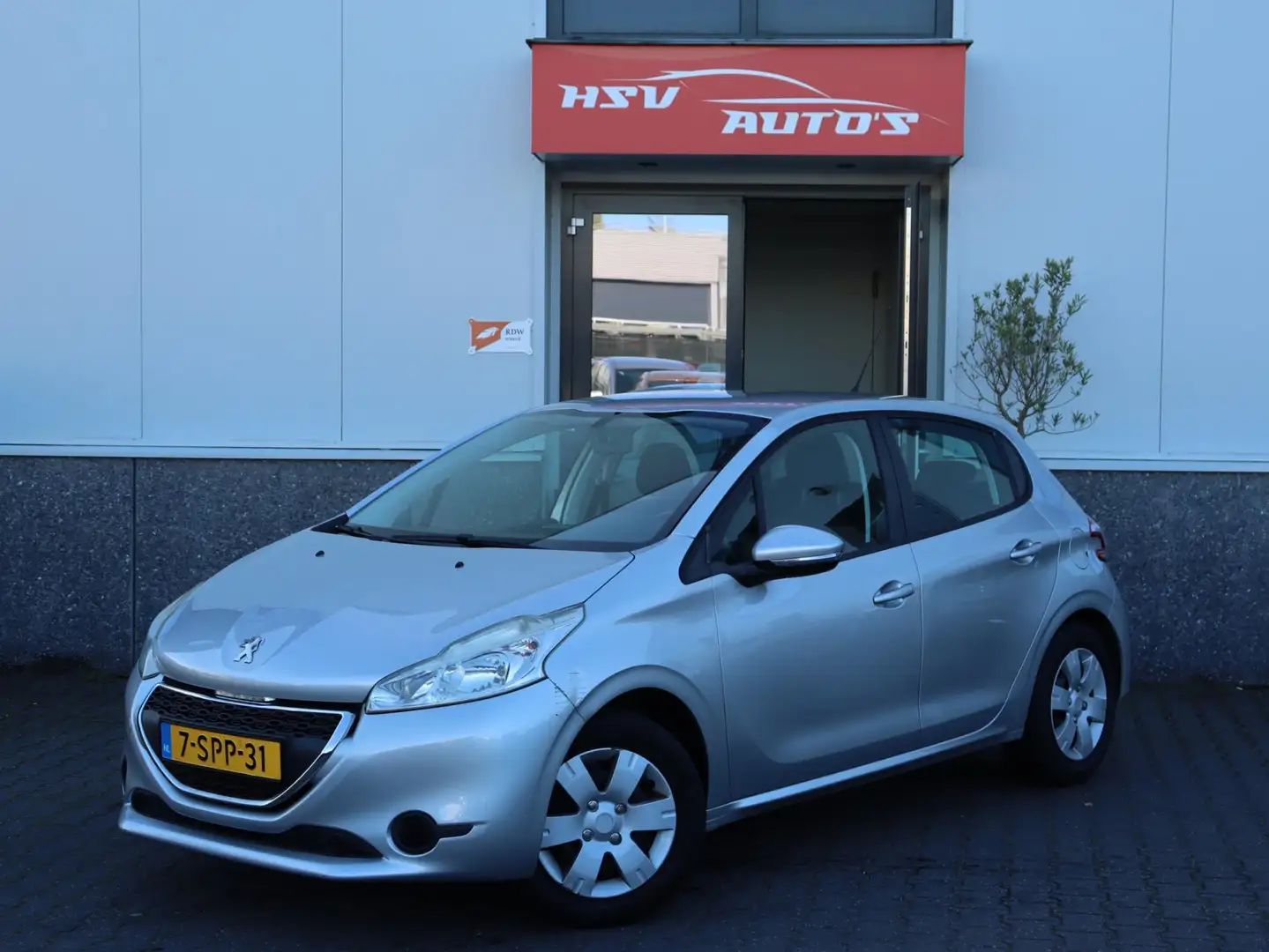 Peugeot 208 1.2 VTi Active airco 4-deurs Grijs - 1