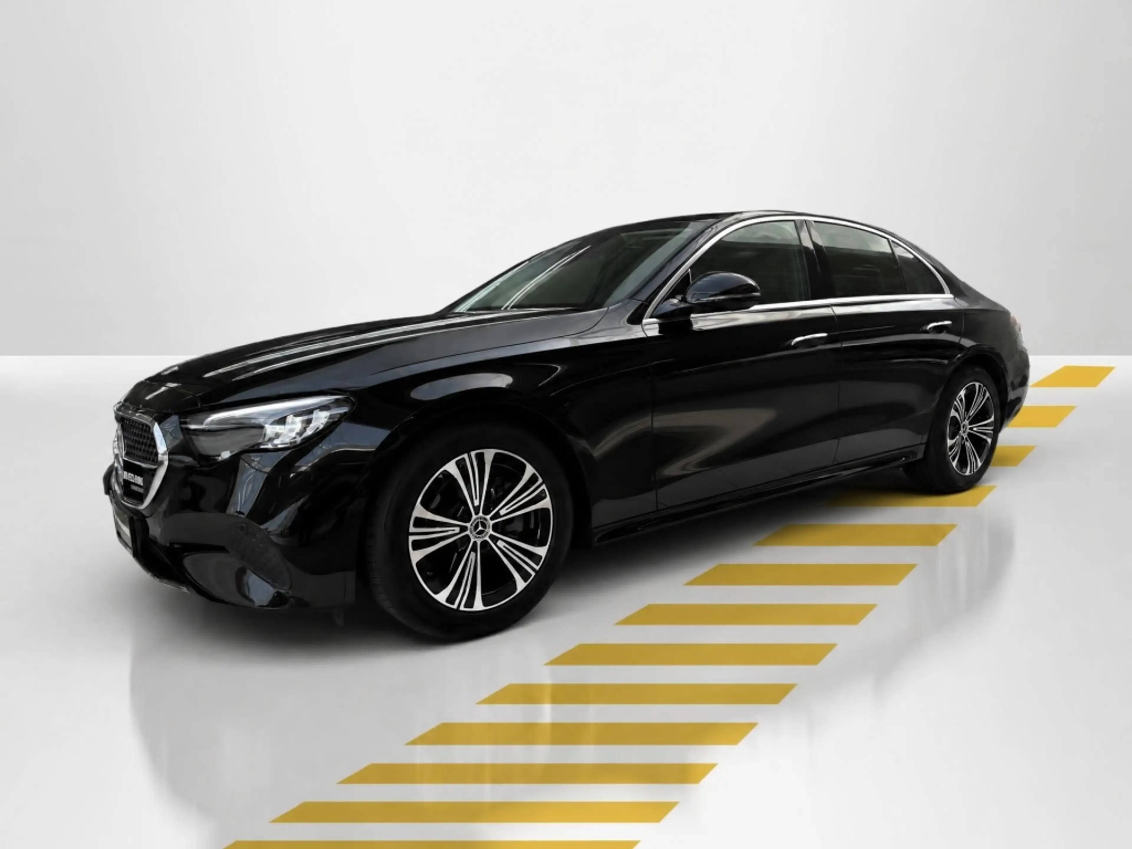 Mercedes-Benz E 220 d AVANTGARDE AHK DISTRONIC LEDER-ARTICO — photo 4