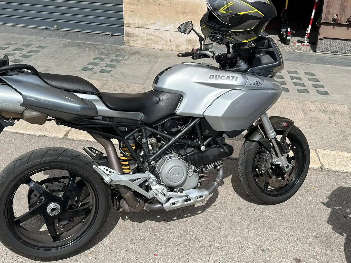 Ducati Multistrada 1000 Сірий - 1